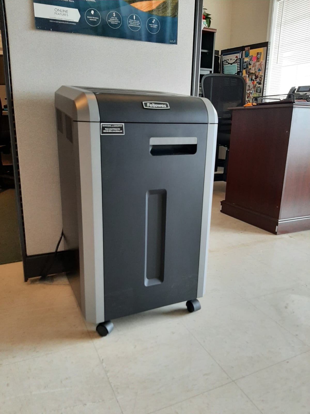 Fellowes Powershred 125Ci 20-Sheet Crosscut Shredder customer photo 2