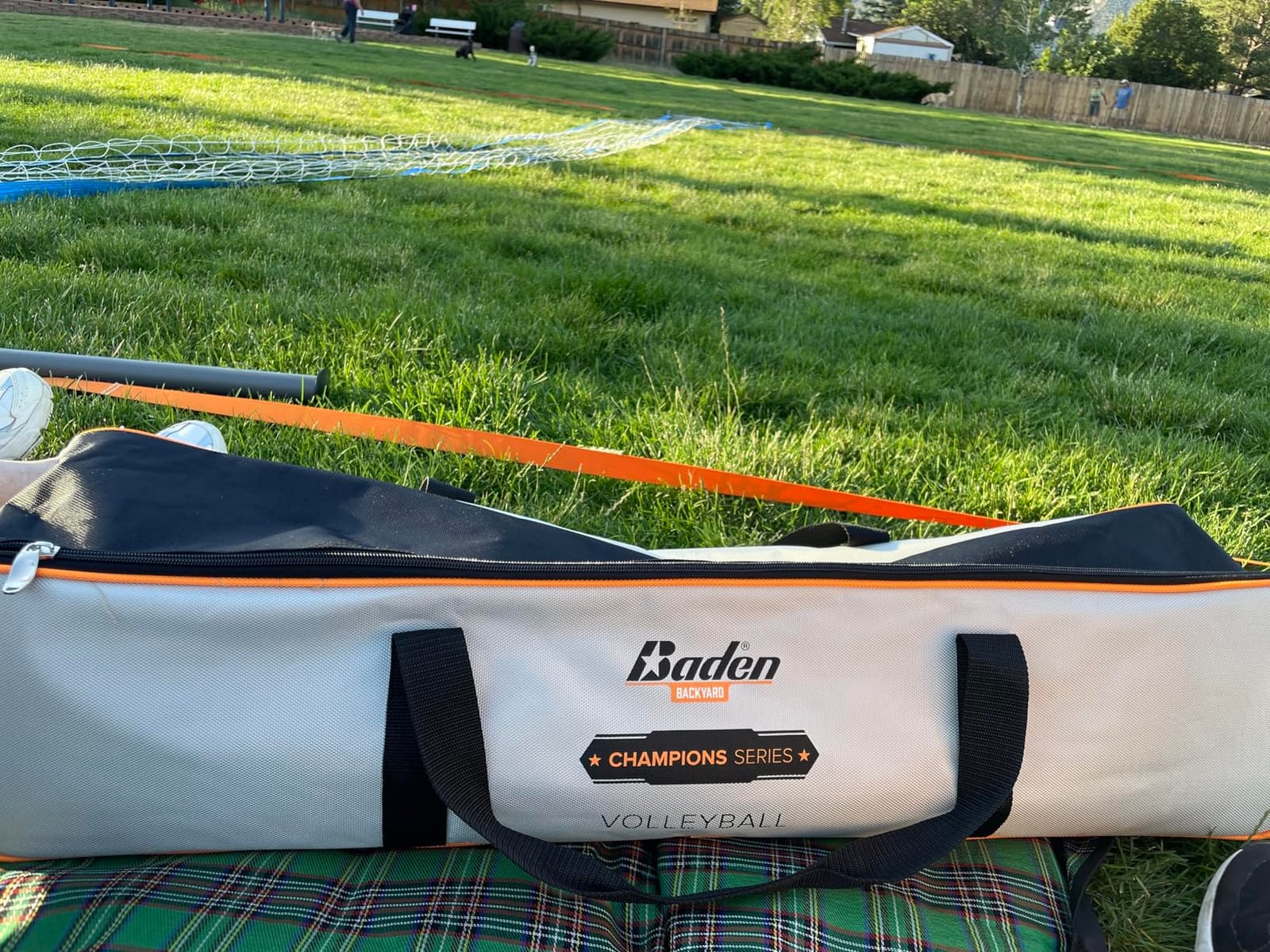 Baden Volleyball Net Set, Volleyball Bag, Adjustable Poles, & Boundary Lines, Portable Volleyball Net for Backyard or Outdoor Activities for Men, Women & Kids customer photo 2