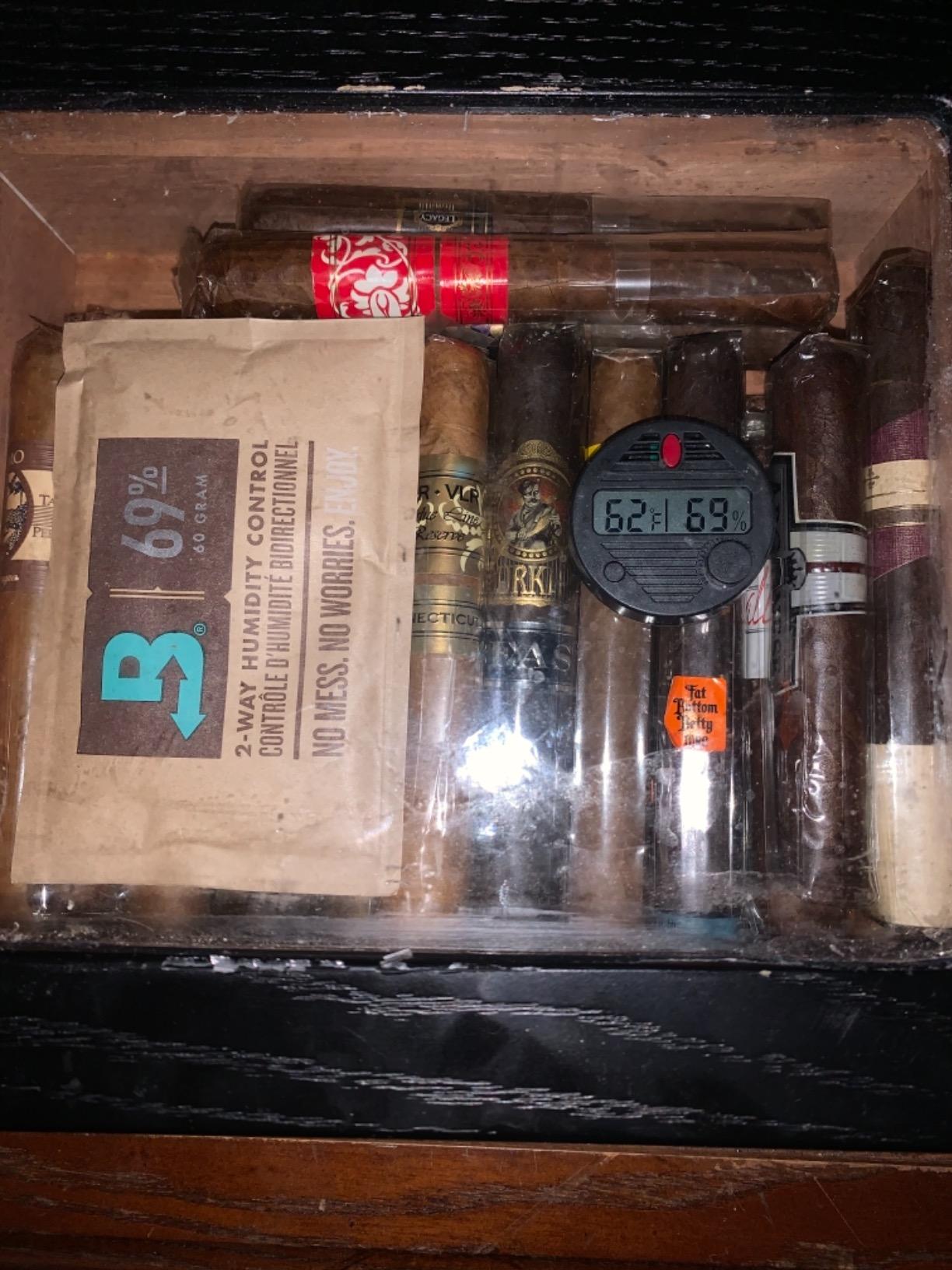 Boveda 69% Humidity Control Packs, Size 60, 4-Pack - Standard Use | 2 way humidity packs for storing items in wood or airtight containers providing precise, maintenance-free humidity control customer photo 2