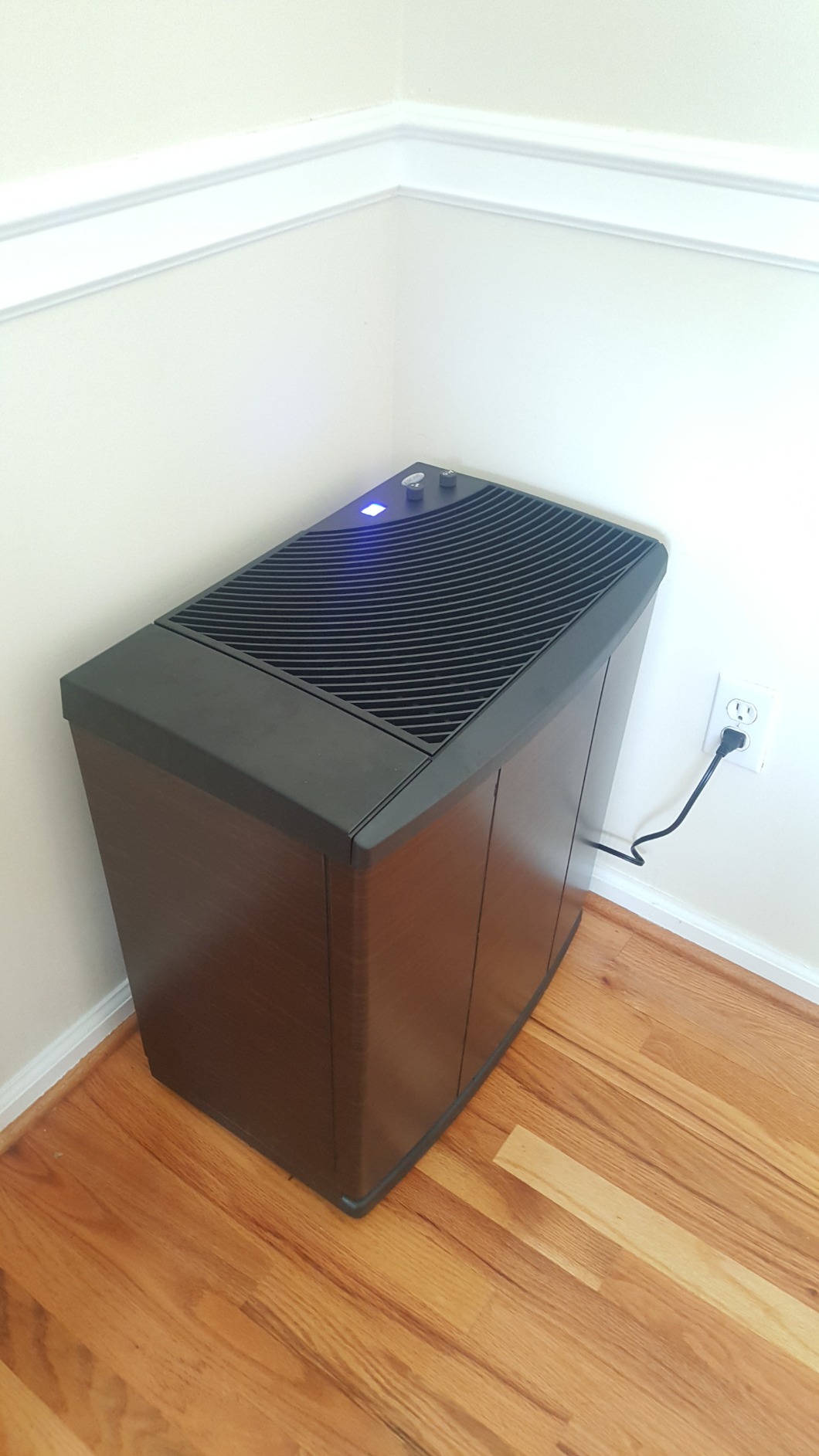AIRCARE Digital Whole-House Console-Style Evaporative Humidifier (Light Oak) customer photo 2