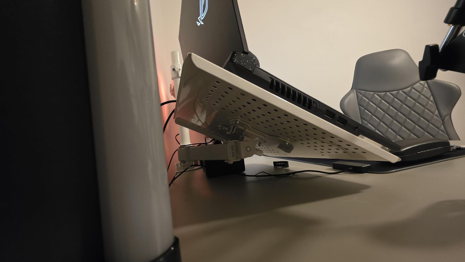 VIVO Black Fully Adjustable 13 to 32 inch Single Computer Monitor and Laptop Desk Mount Combo, Stand with Grommet Option, Fits up to 17 inch Laptops (STAND-V002C) customer photo 1