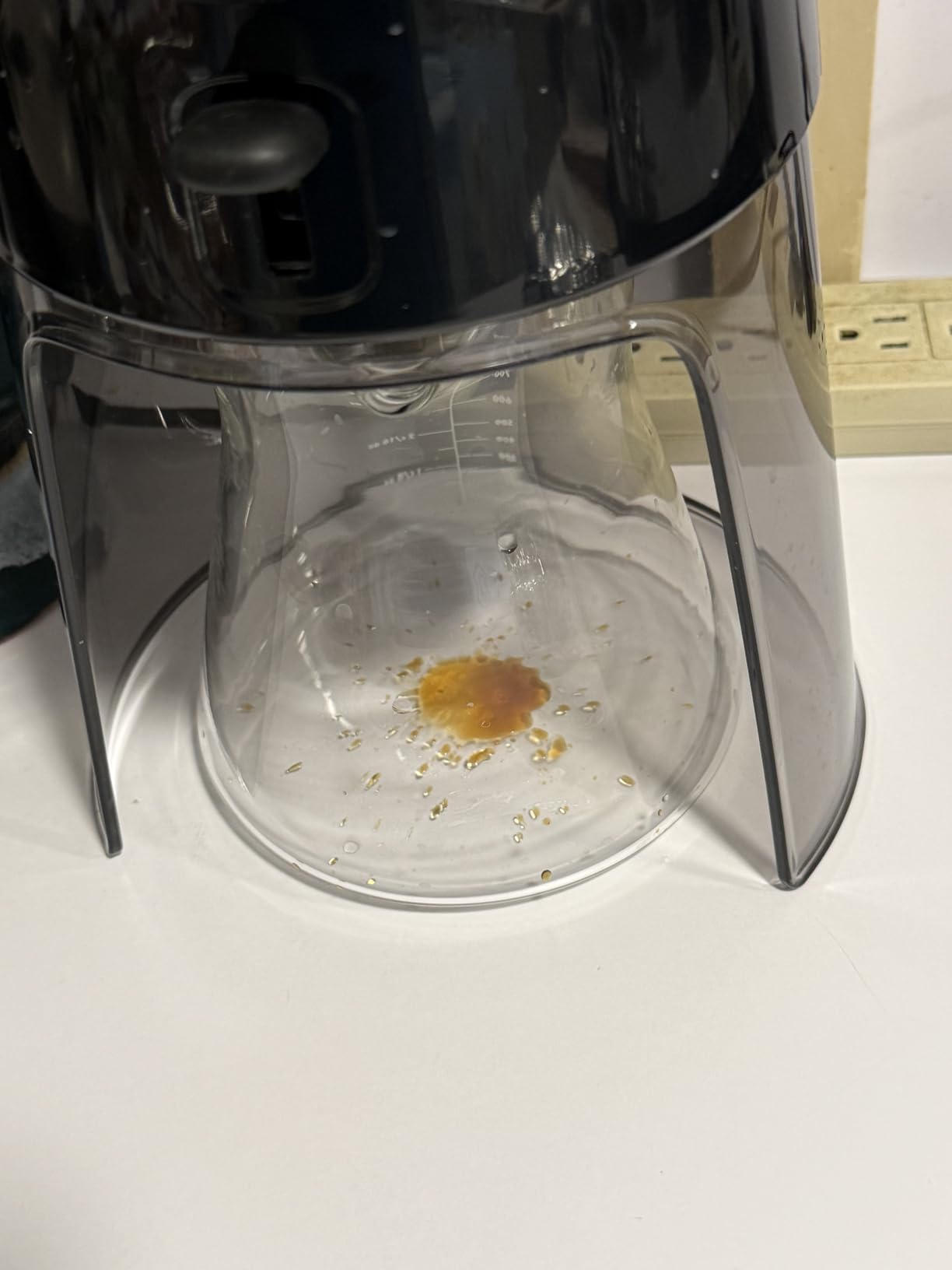OXO Good Grips Cold Brew Coffee Maker 32 oz, Iced Coffee Maker with Carafe, Brews Cold Brew Concentrate customer photo 1