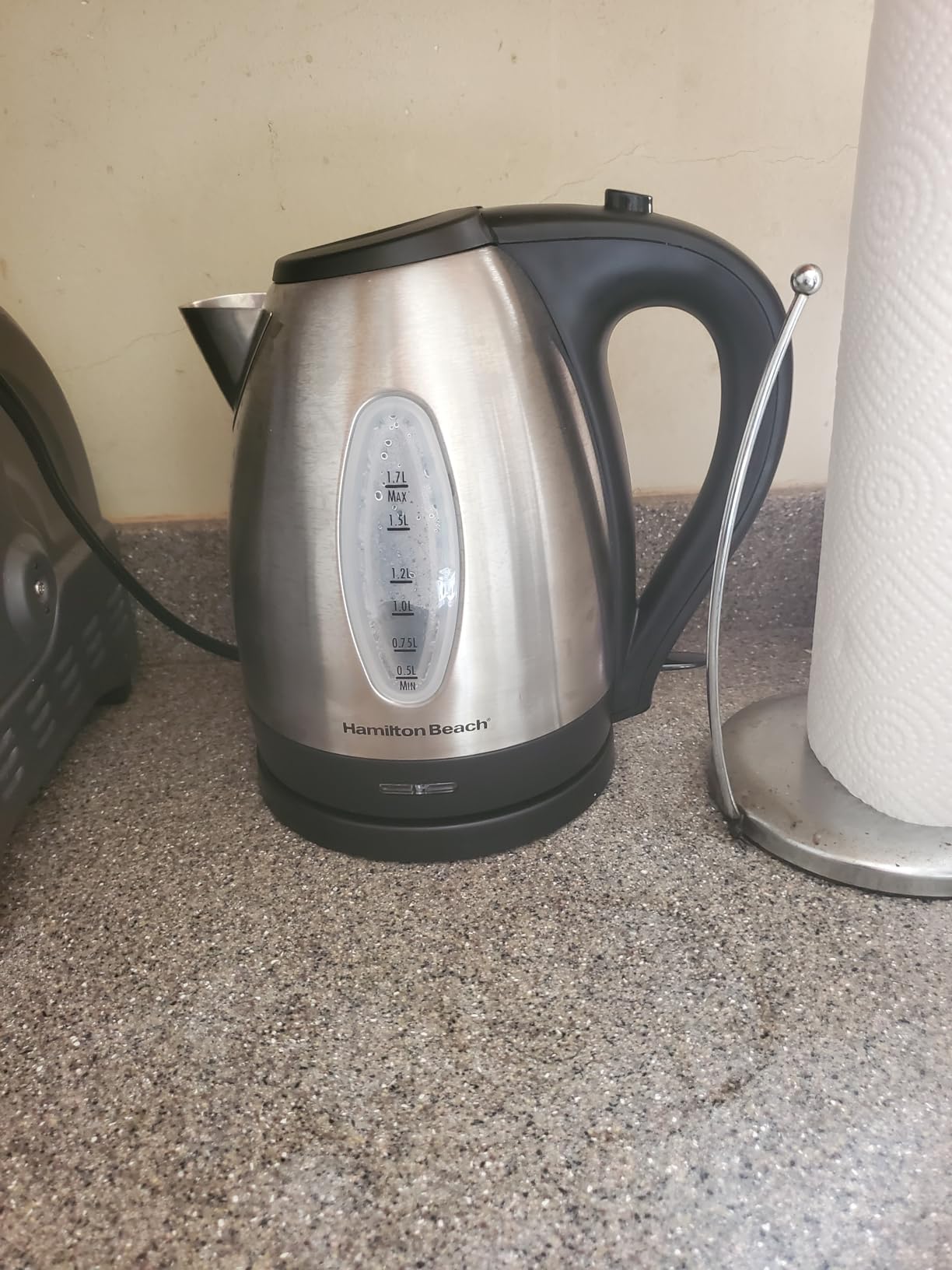 Hamilton Beach 1.7 Liter Electric Tea Kettle, Water Boiler & Heater | Fast Boiling 1500 Watts | BPA Free | Cordless Serving | Auto-Shutoff & Boil-Dry Protection | Stainless Steel | 40880G customer photo 1