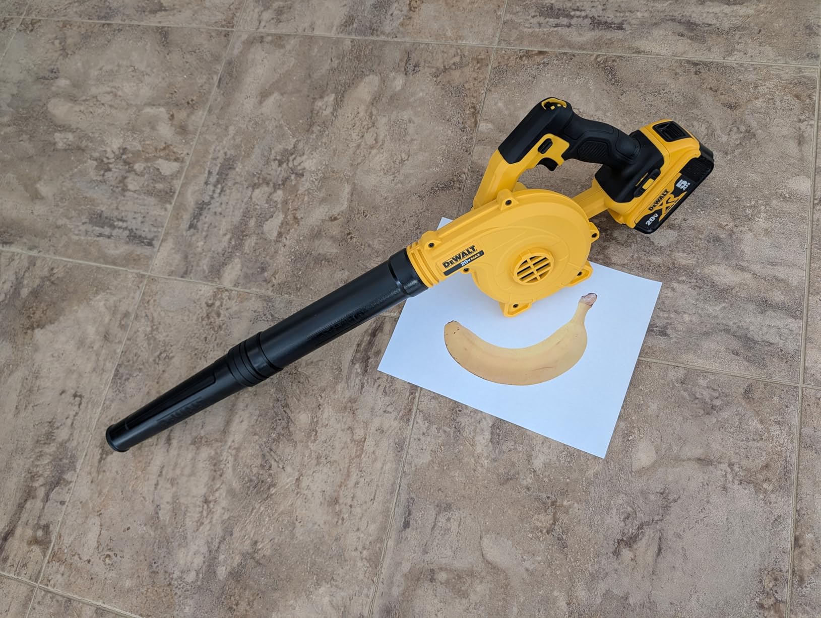 DEWALT 20V MAX Blower, 100 CFM Airflow, Variable Speed Switch, Includes Trigger Lock, Bare Tool Only (DCE100B) customer photo 1