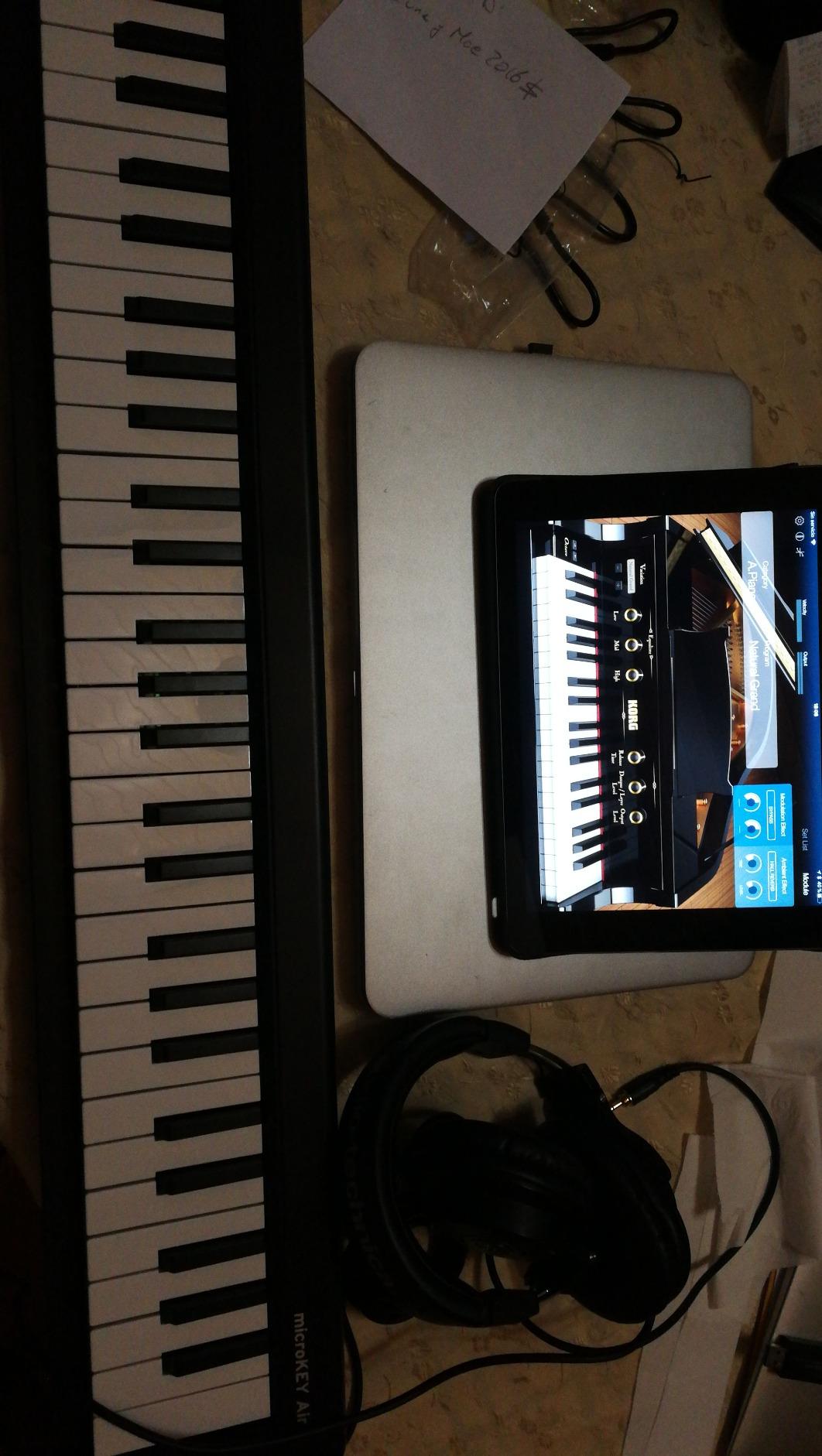 Korg MicroKEY Air 25 - Key Bluetooth & USB MIDI Controller customer photo 1