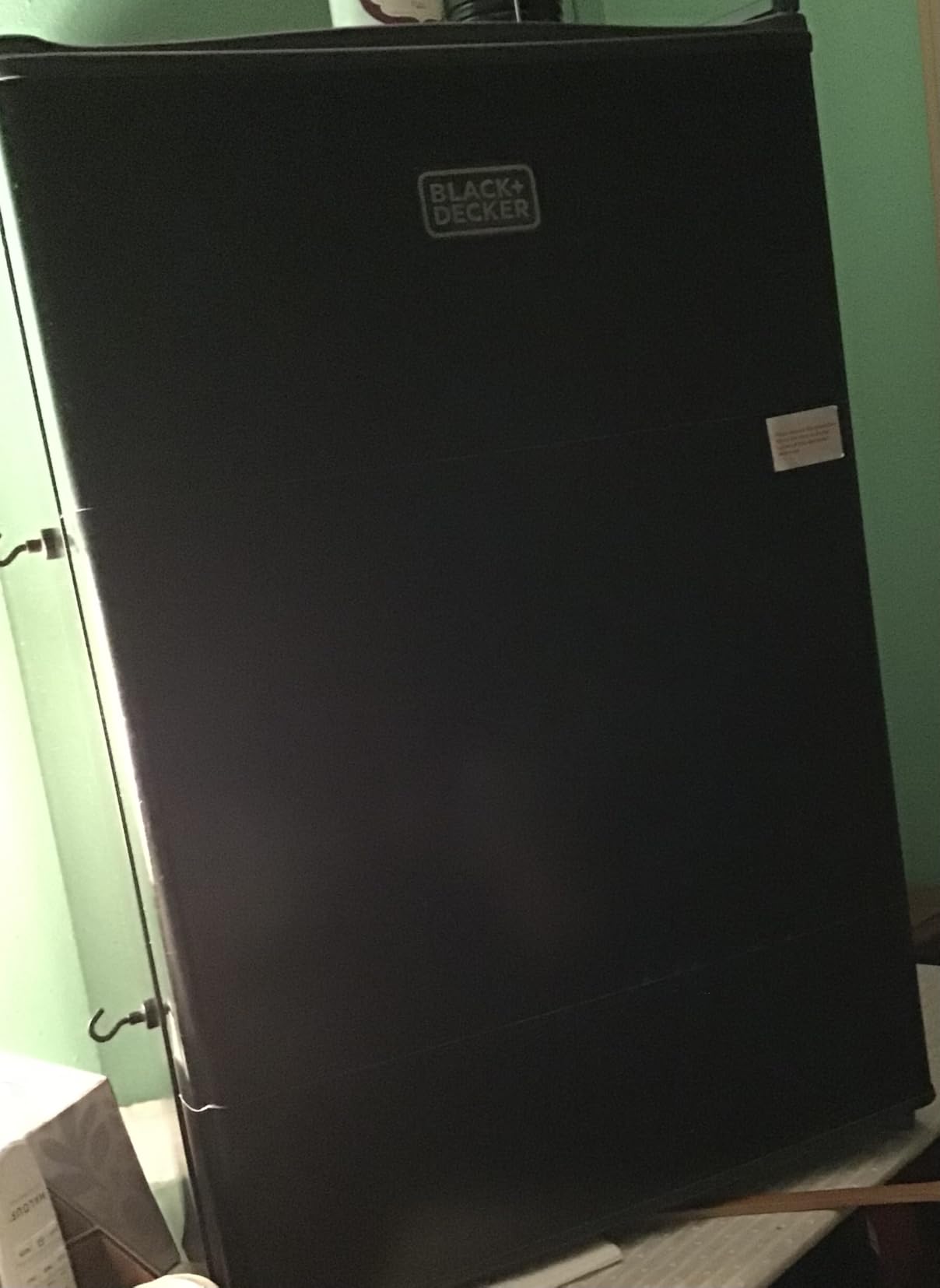 BLACK+DECKER 2.5 Cu. Ft. Compact Refrigerator, Energy Star, BCRK25B, Black | Energy Star Certified, Single Door Mini Fridge with Chiller Compartment, Personal Fridge for Home or Dorm, R600a Refrigerant customer photo 2