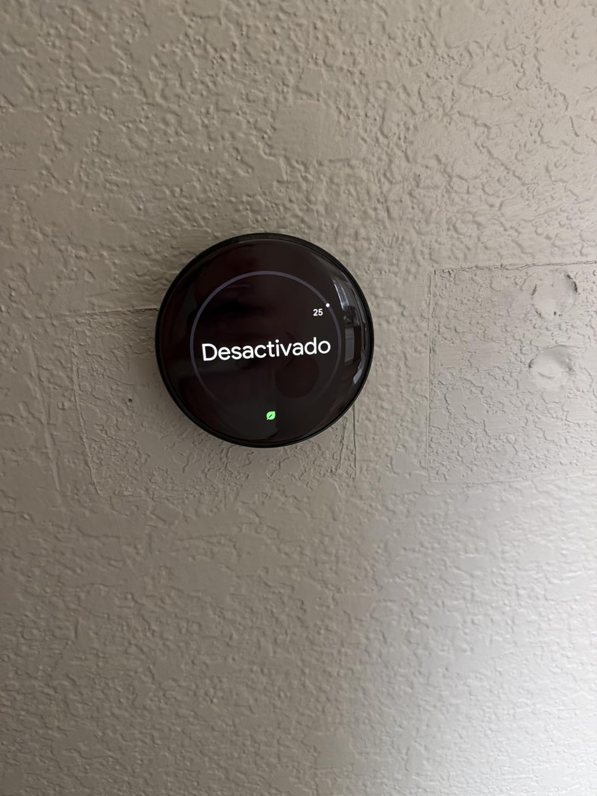 Google Nest Learning Thermostat (4th Gen, 2024) with Nest Temperature Sensor - Energy Saving Smart Thermostat - Compatible with Alexa, Apple HomeKit and Google Home App - Polished Gold customer photo 1