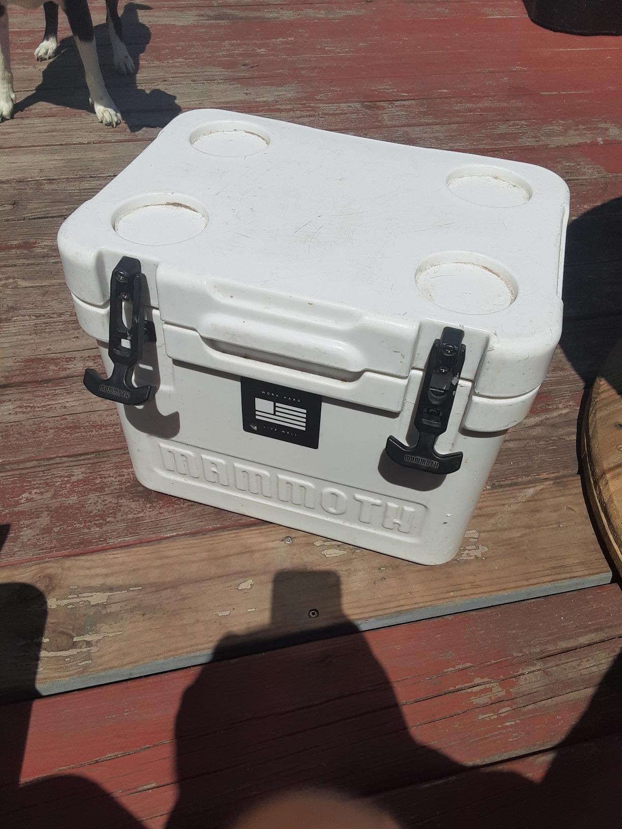 Mammoth Coolers Cruiser Series, Insulated Hard Ice Chest with Durable Double-Walled Rotomolded Construction, Great for On-The-Go Recreational Activities customer photo 2