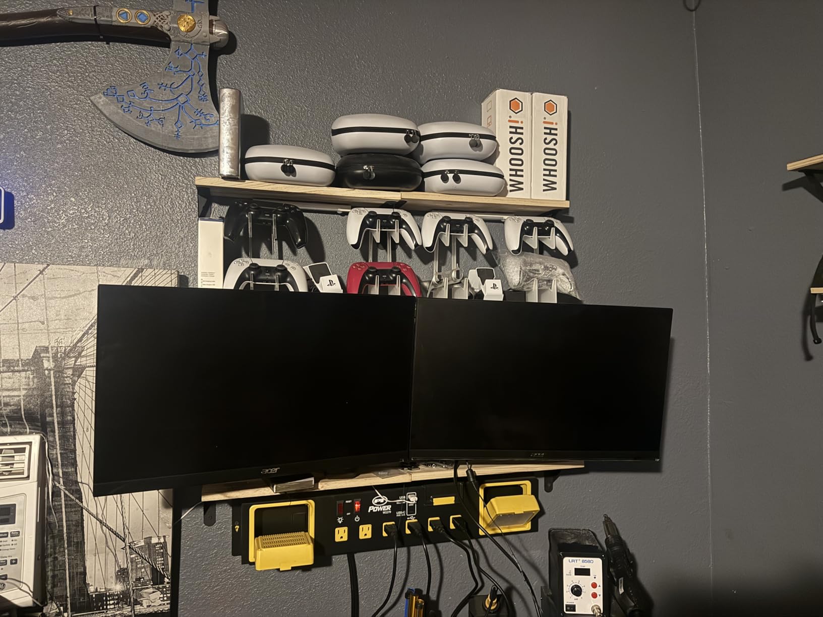 WALI Single Monitor Wall Mount for 17-34 inch Computer Screens，up to 22 lbs customer photo 1