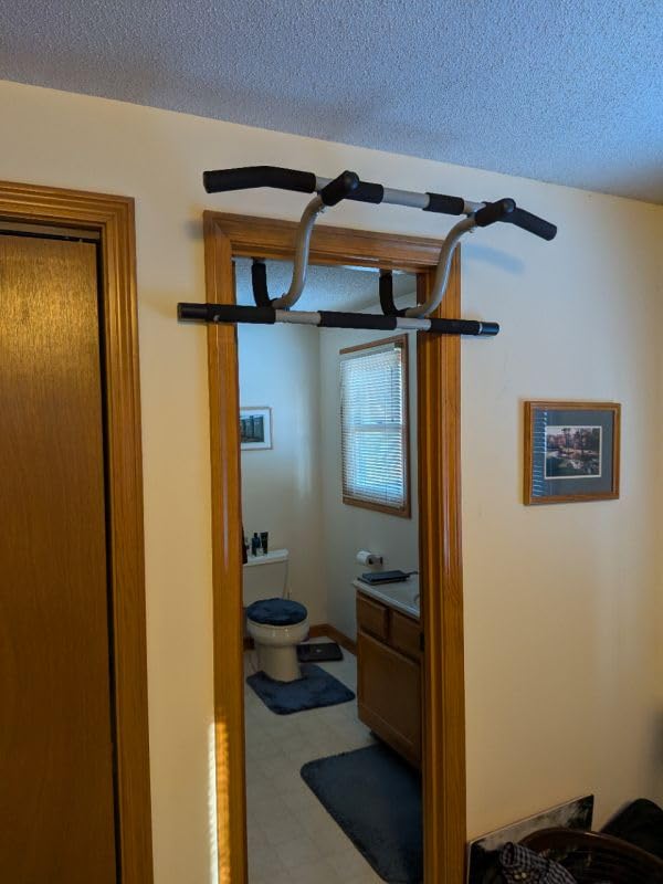 Ultimate Body Press XL Doorway Pull Up bar with Elevated bar & Adjustable Width customer photo 1