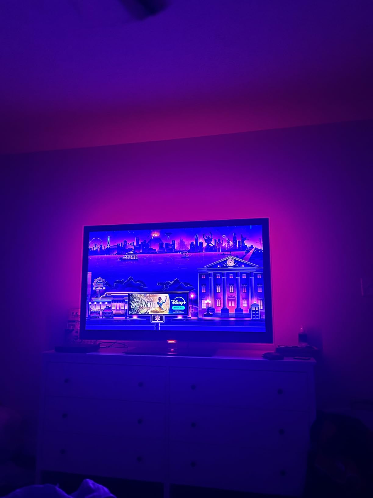 PANGTON VILLA TV LED Backlight for 40-60 Inch TV, 8.2ft LED Lights customer photo 1