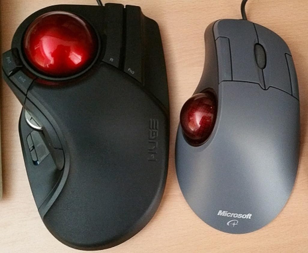 ELECOM Huge Trackball Mouse, 2.4GHz Wireless, Index Finger Control customer photo 2