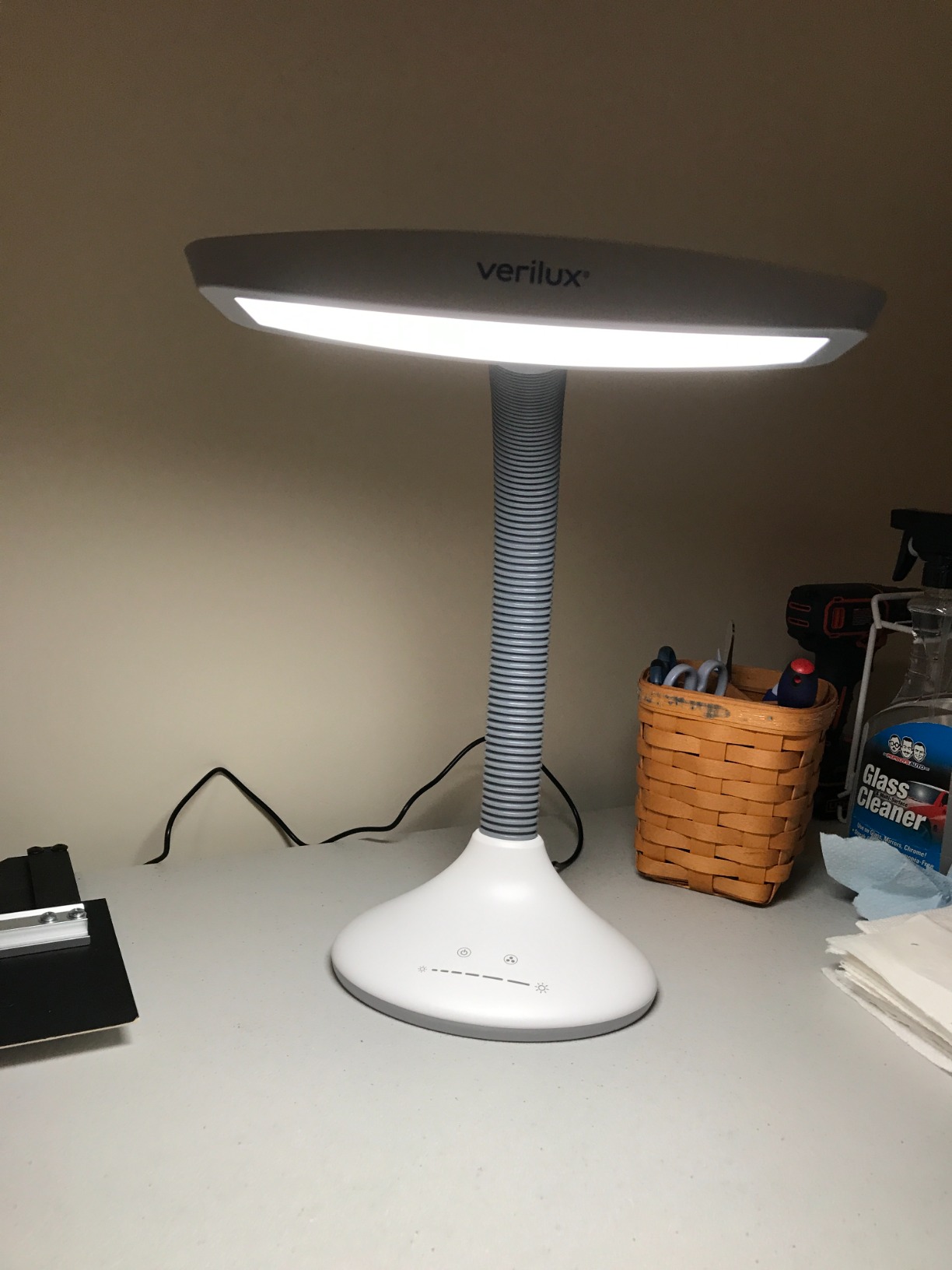 Verilux SmartLight Full Spectrum LED Desk Lamp with Adjustable Brightness customer photo 1