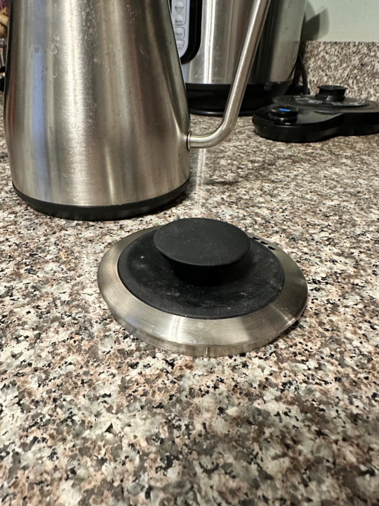 OXO Brew Pour Over Gooseneck Electric Kettle - Stainless Steel | Adjustable Temperature Control, Built-In Timer, Cord Free, Precise Pour, Automatic Shut-Off, Coffee And Tea customer photo 2