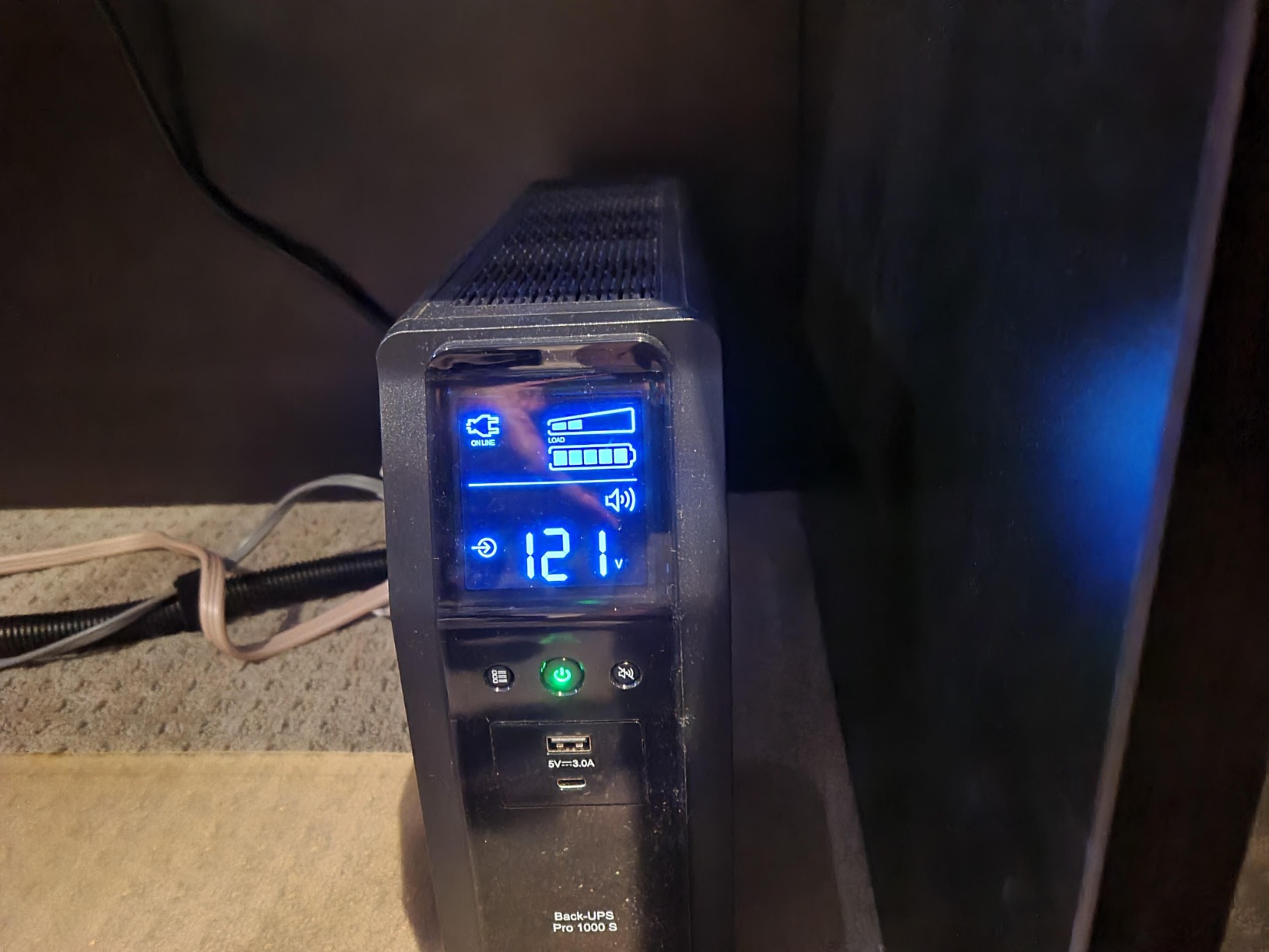 APC UPS 1000VA/600W Pure Sine Wave UPS for Computer, Electronics, BR1000MS customer photo 1