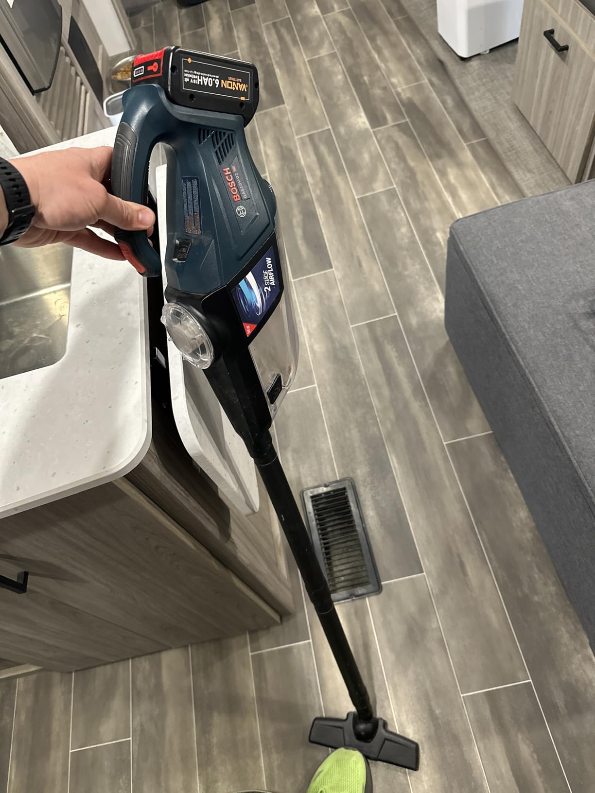 Bosch GAS18V-02N 18V Handheld Vacuum Cleaner, Battery Not Included customer photo 2