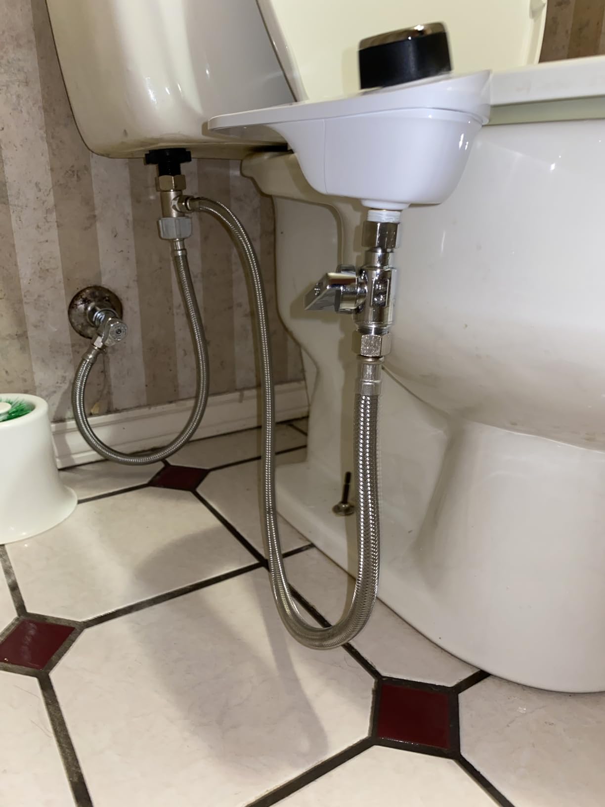 Bio Bidet SlimEdge Bidet Attachment for Toilet, Non Electric, Dual Nozzles customer photo 1
