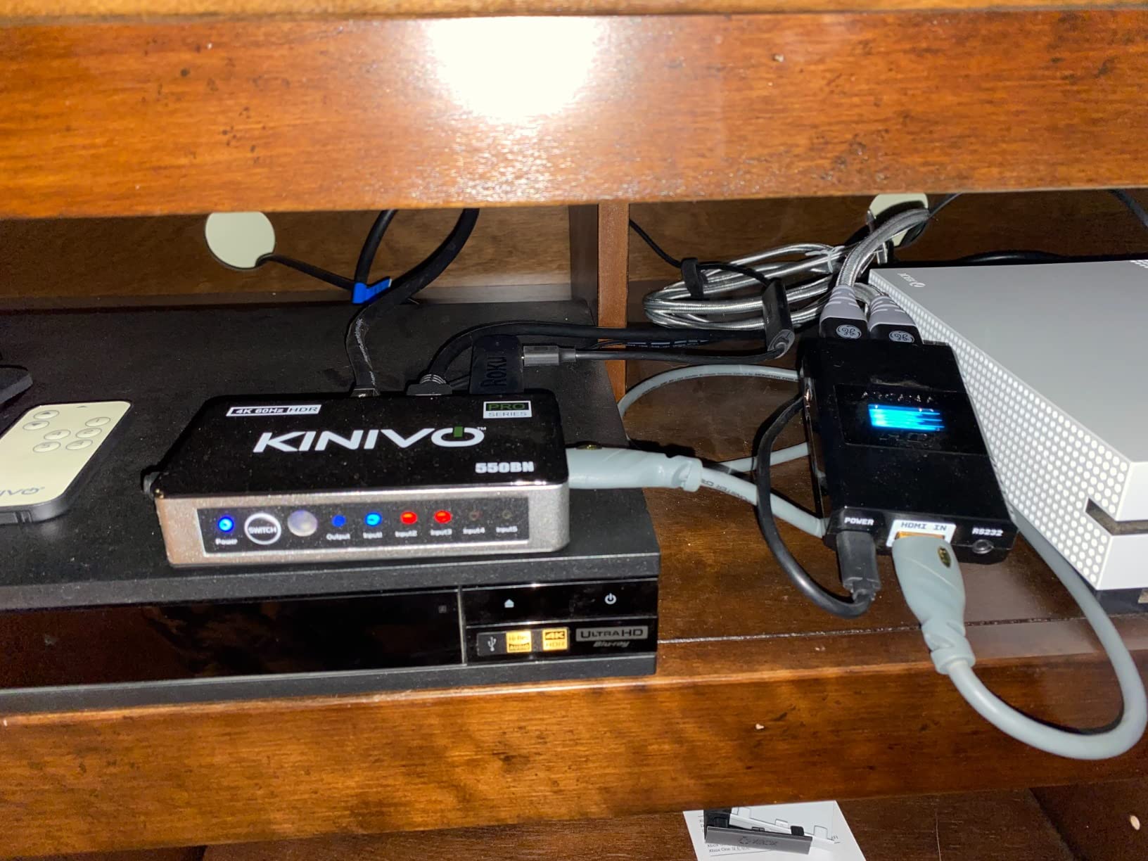 Kinivo HDMI Switch 5 in 1 Out 4K 60Hz (HDR 10, High Speed 18Gbps, IR Remote, HDCP2.2, Dolby Vision, VRR) - 550BN Switcher Compatible with Roku, PS5, Xbox, Apple TV, Nintendo Switch 2, Cable Box customer photo 2