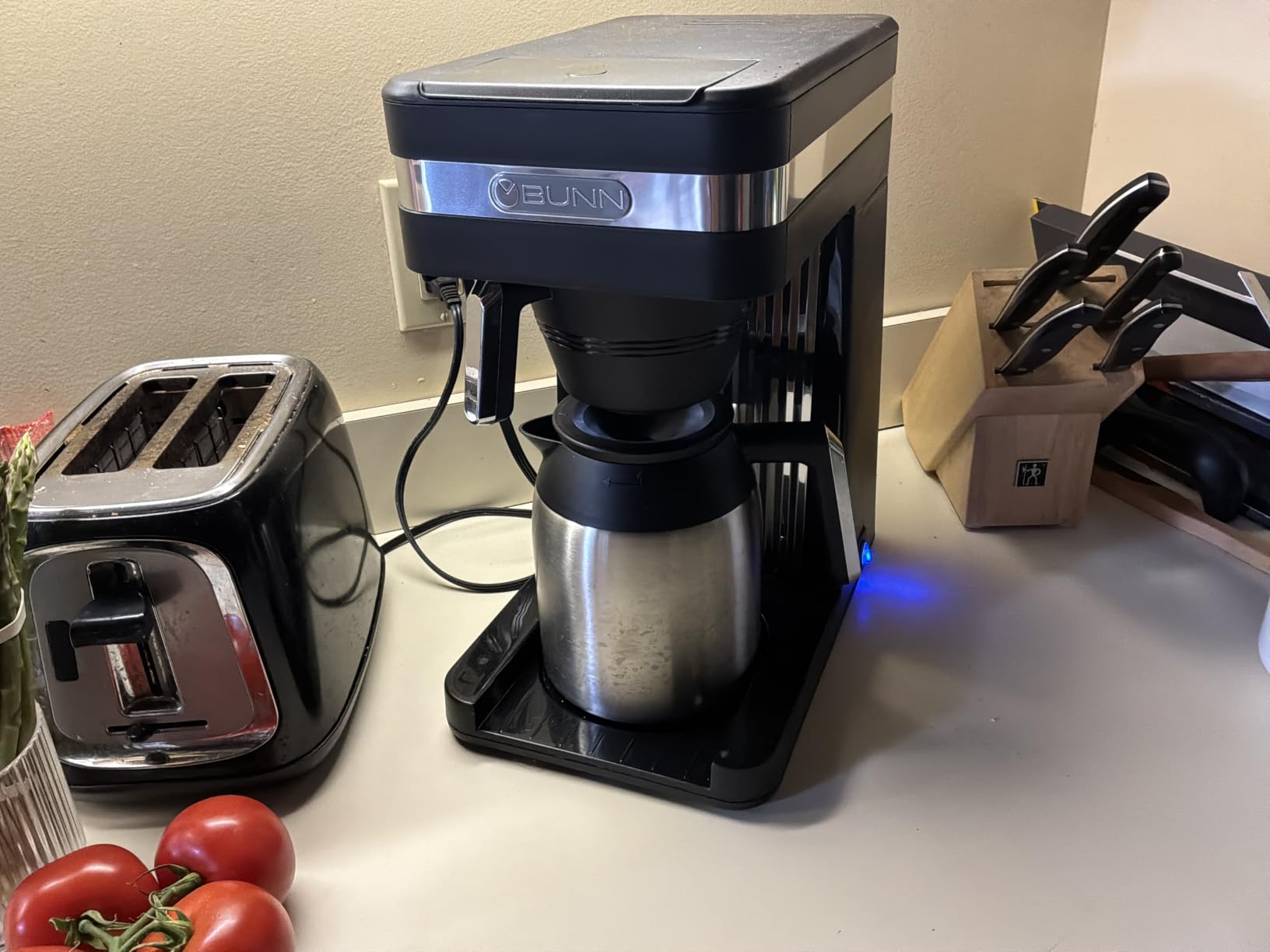 BUNN 55200 CSB3T Speed Brew Platinum Thermal Coffee Maker Stainless Steel, 10-Cup, Black customer photo 1
