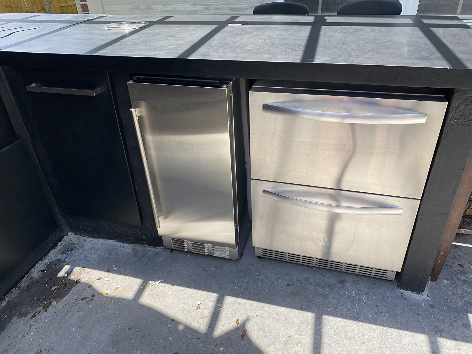 EdgeStar IB250OD 15 Inch Wide 20 Lbs. Capacity Built-in Ice Maker with 25 Lbs. Daily Ice Production - Stainless Steel customer photo 2
