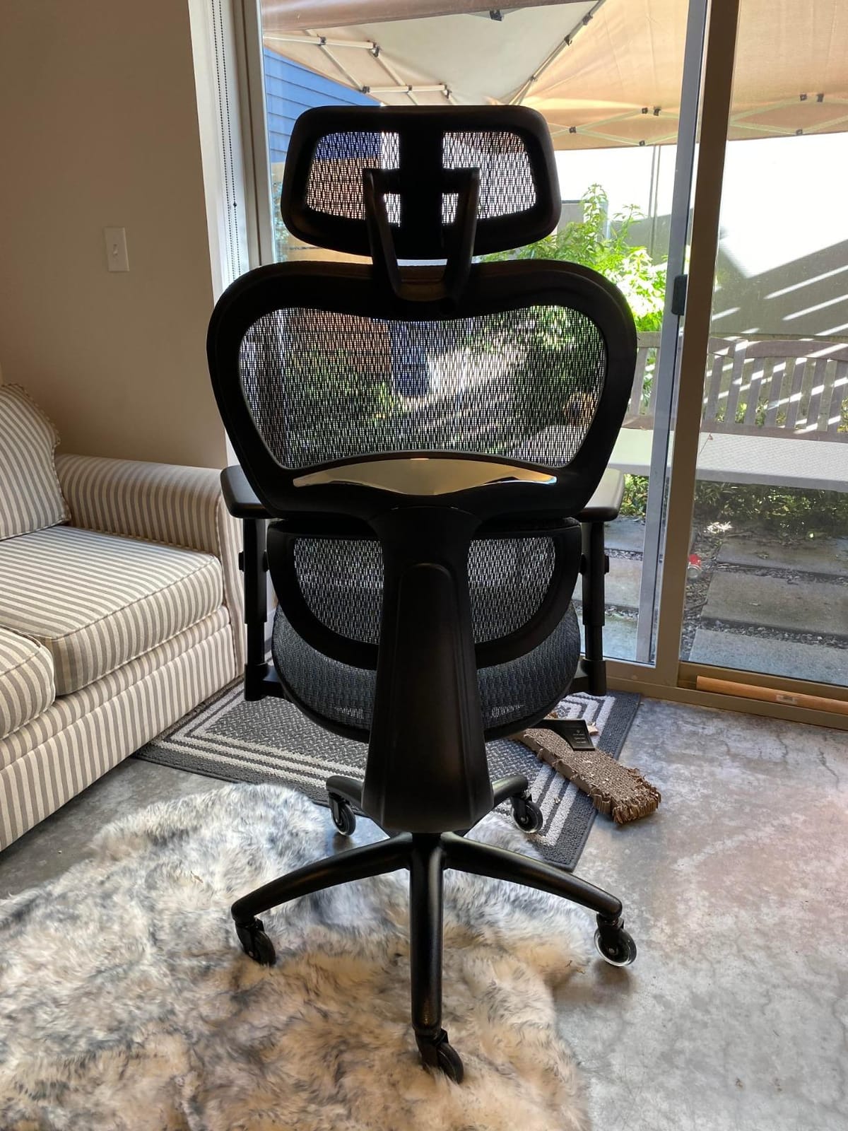 Nouhaus Ergo3D Ergonomic Office Chair Lumbar Support Mesh Office Chair with 4D Adjustable Armrest, Adjustable Headrest and Wheels, Mesh High Back Home Office Desk Chairs (Black) customer photo 2