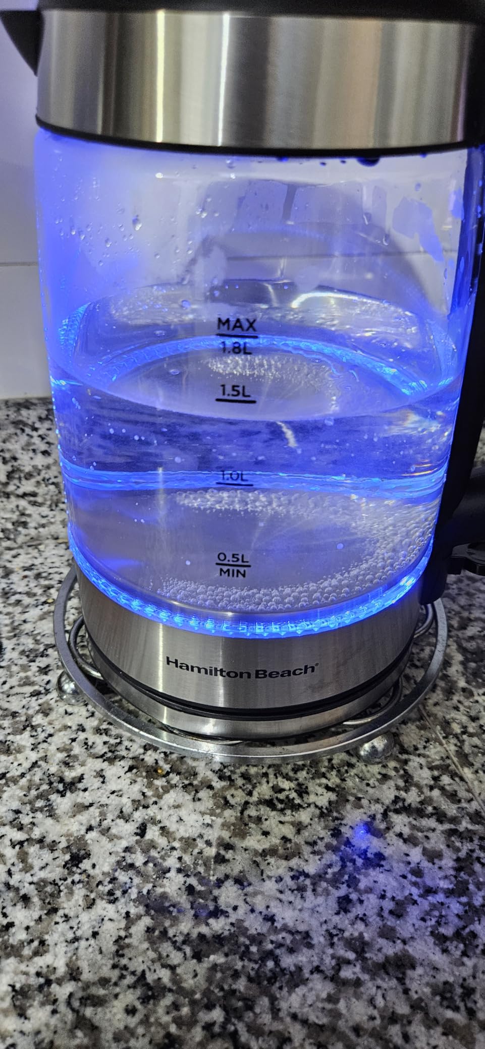 Hamilton Beach 1.7 Liter Electric Tea Kettle, Water Boiler & Heater customer photo 2