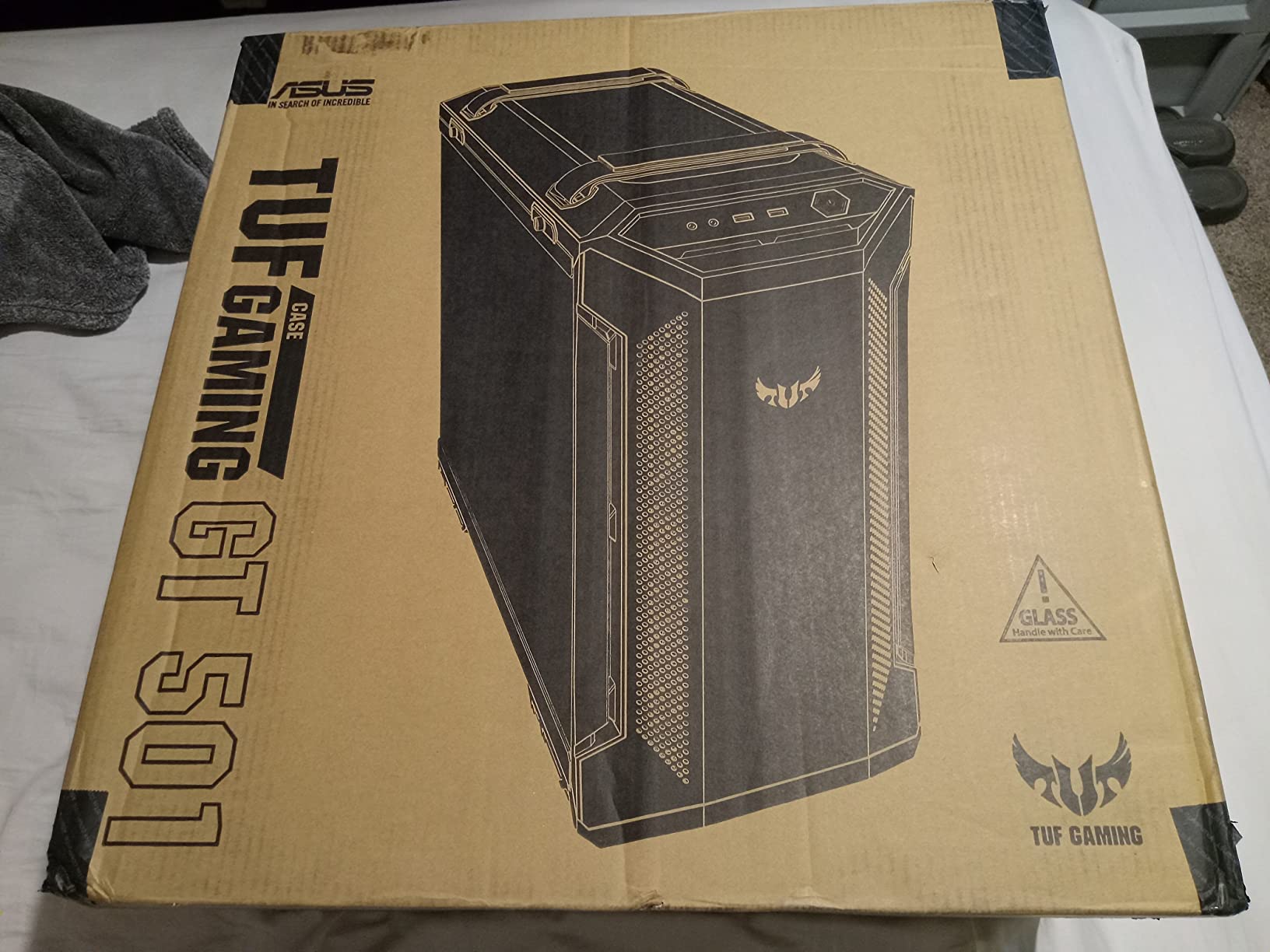 ASUS TUF Gaming GT501 E-ATX Full-Tower PC Case customer photo 1