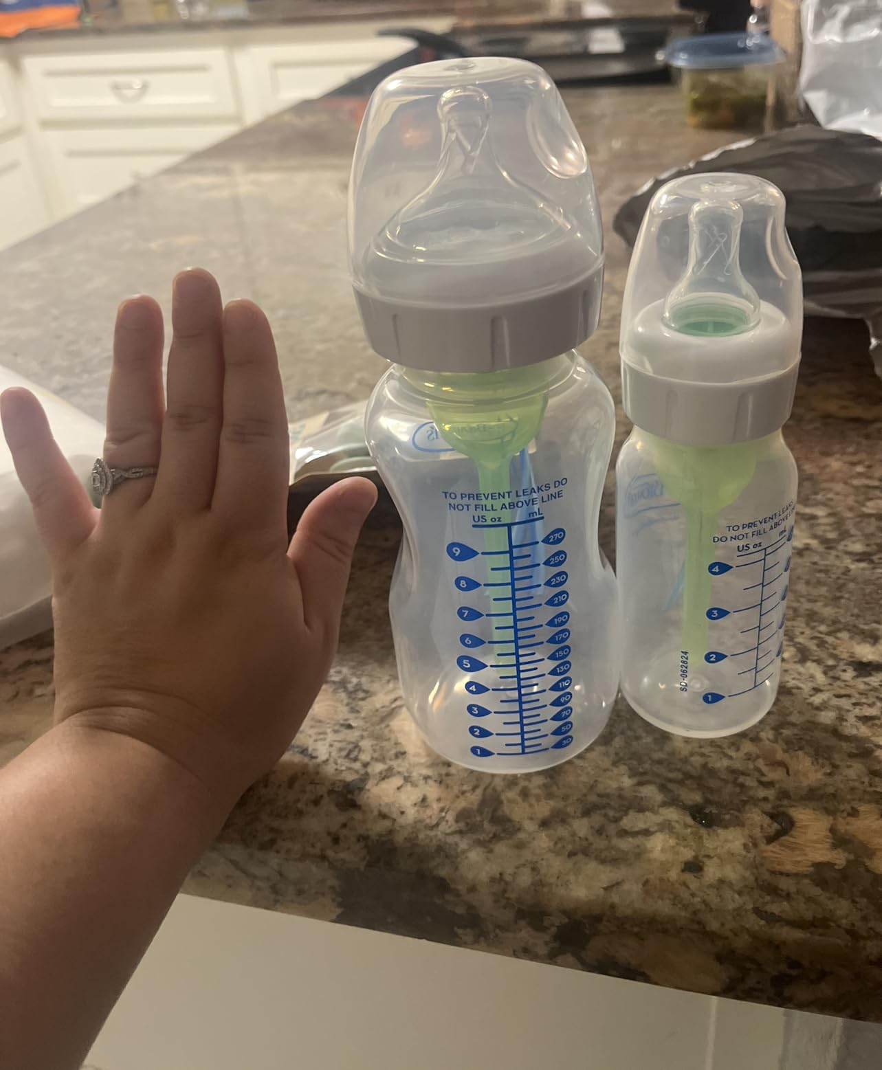 Dr. Brown's Anti-Colic Options+ Wide-Neck Baby Bottle, 9 oz, 4-Pack customer photo 2