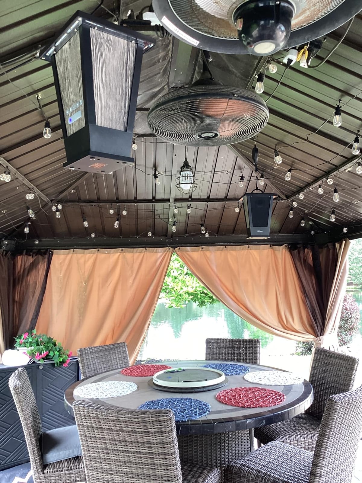 pohopa Bluetooth Speakers Waterproof, 2 Packs True Wireless Stereo Sound 20W Dual Pairing Lantern Indoor Outdoor Speakers with 20 Piece LED Lights customer photo 1
