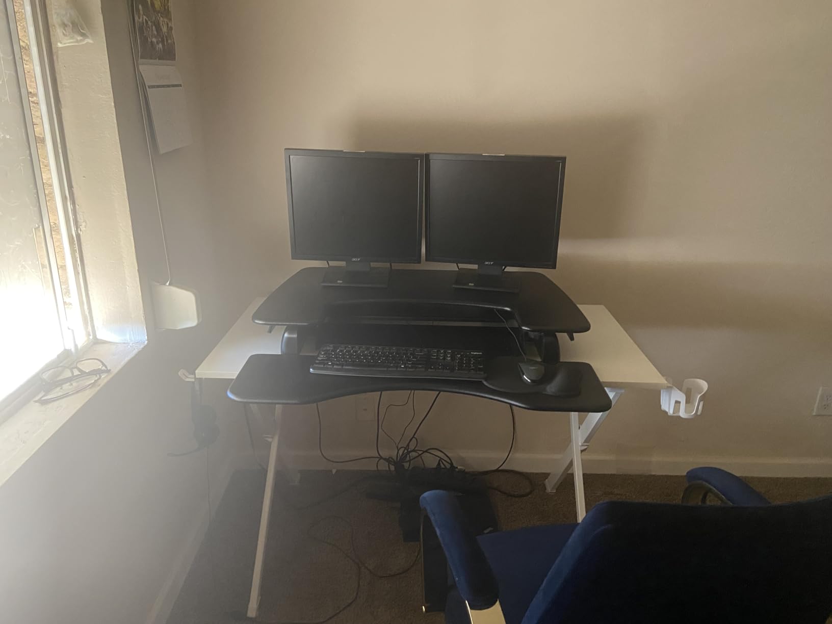 Vari Pro Plus 36 Standing Desk Converter – Spring-Loader Lift – White customer photo 2