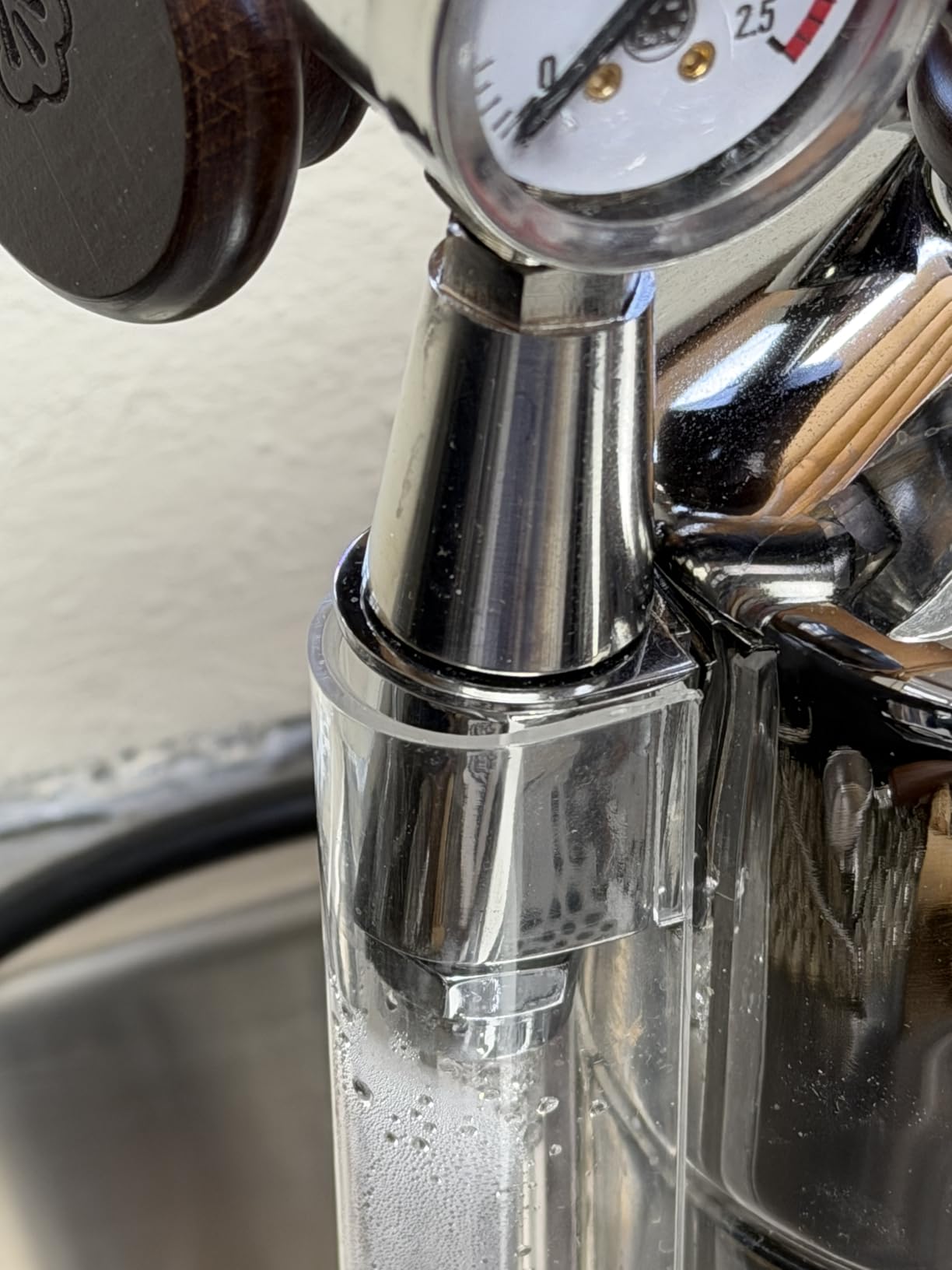 La Pavoni Esperto Abile 16-Cup Lever Espresso Machine - Chrome Finish with Custom Rosewood Handles, 54-Ounce Nickel-Plated Boiler, Dual Frothing Systems & Group Pressure Gauge - Made in Italy customer photo 1