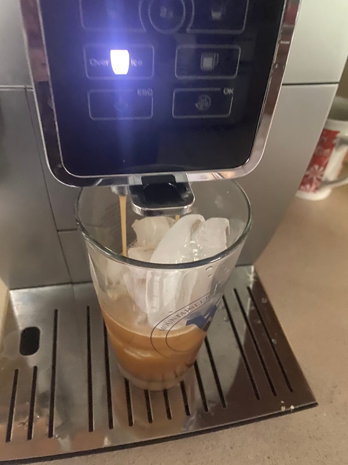 De'Longhi America Dinamica Fully Automatic Coffee and Espresso Machine with Premium Adjustable Frother, Stainless Steel, ECAM35025SB customer photo 1