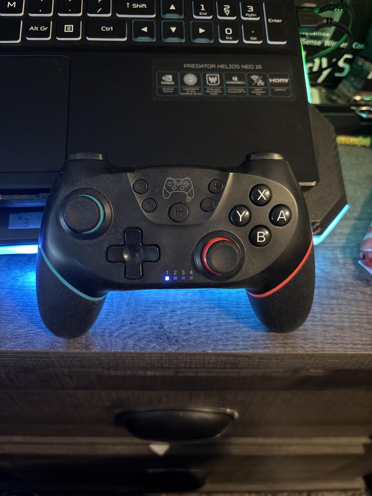 Diswoe Wireless Pro Controller for Switch 1/Switch 2/Lite/OLED/PC customer photo 1