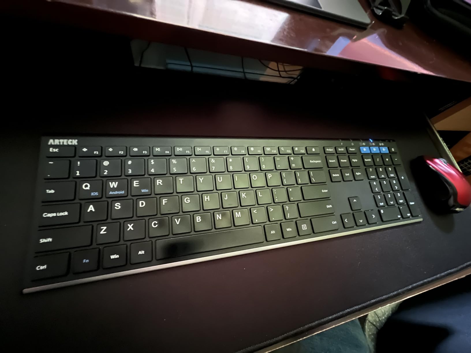 Arteck HB192 Universal Bluetooth Keyboard Multi-Device Stainless Steel Full Size Wireless Keyboard for Windows iOS Android Computer Desktop Laptop Surface Tablet Smartphone Rechargeable Battery customer photo 2
