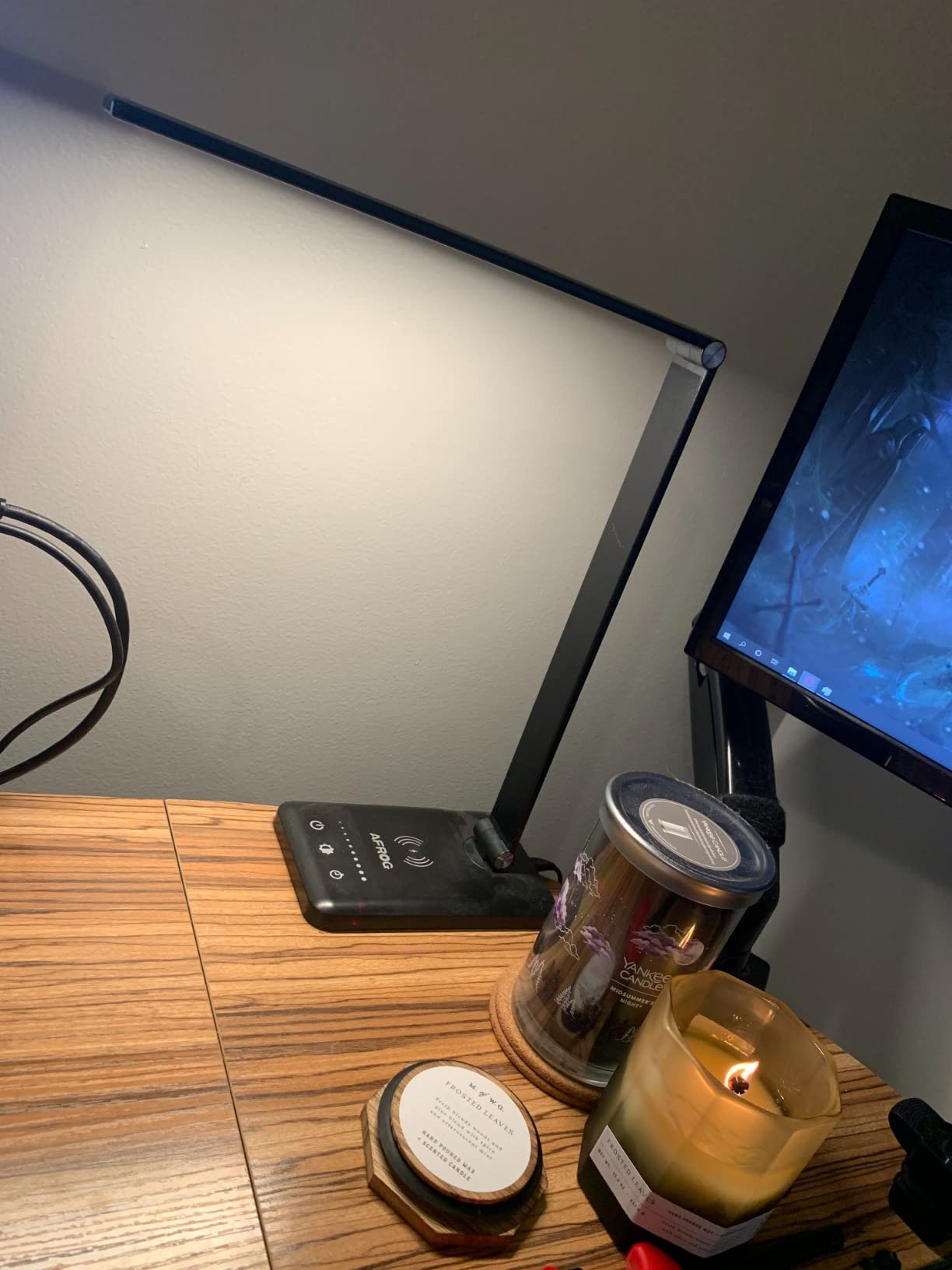 AFROG 8-in-1 LED Desk Lamp with 10W Fast Wireless Charger,USB Charging Port,Desk Lamps for Home Office,5 Color Mode 7 Brightness Desk Light Night Light,40Min Timer, Reading Table Lamp for Bedroom customer photo 1