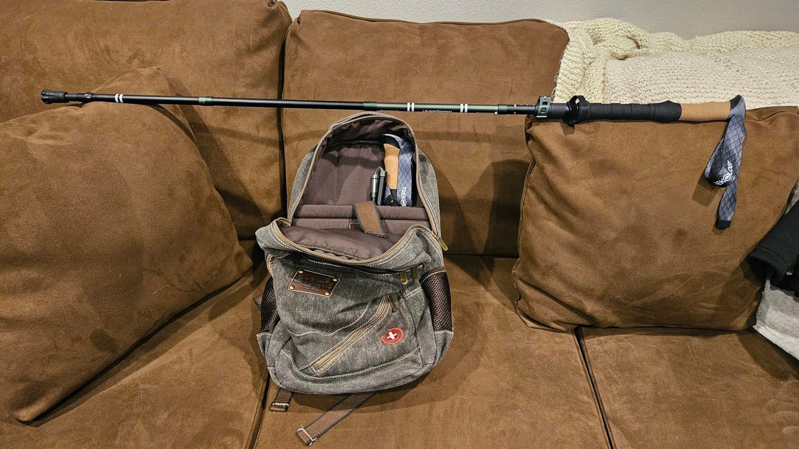Trekology Trek-Z Cork Grip Collapsible Lightweight Hiking Trekking Poles customer photo 2