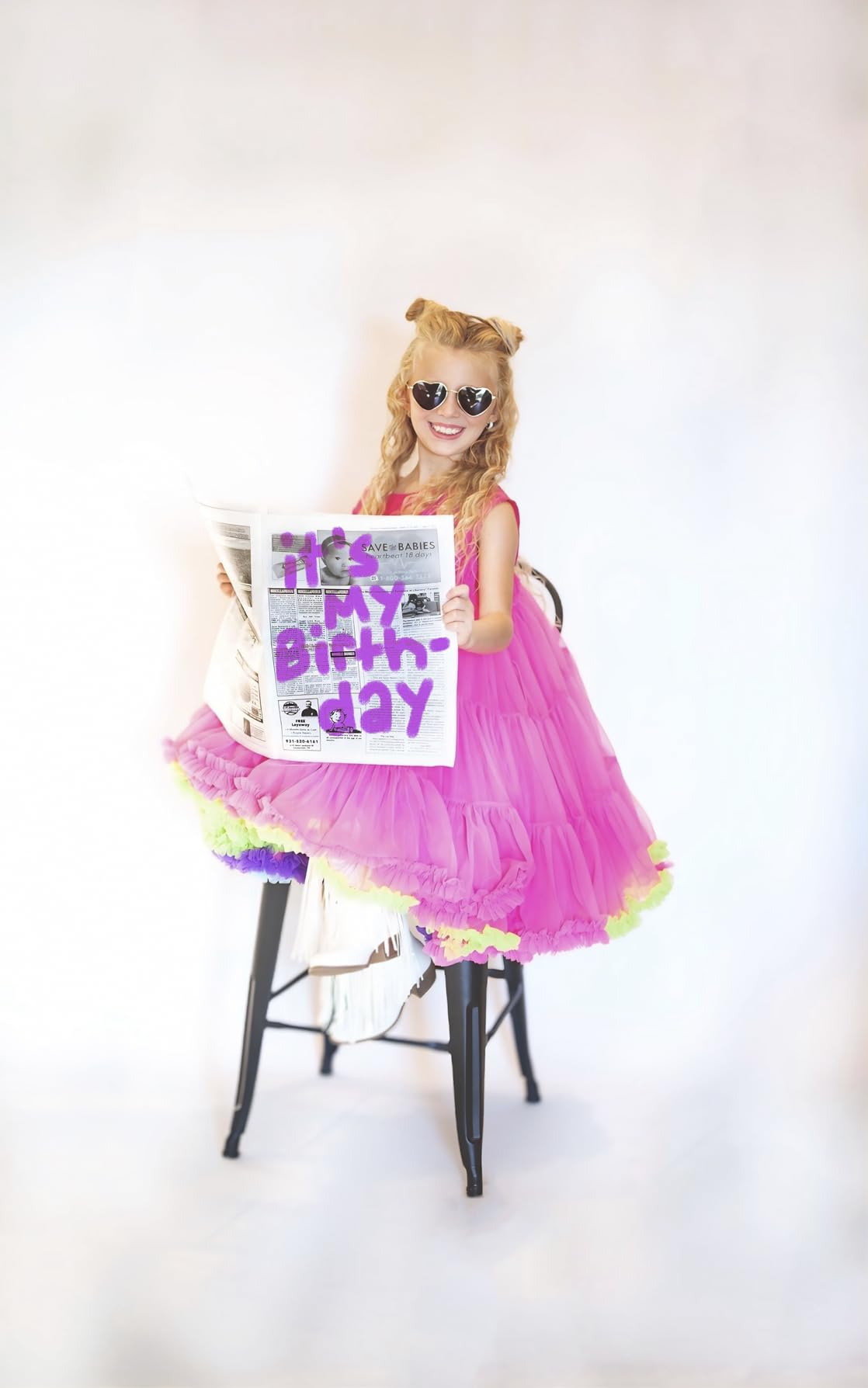 Yizhily Arctic White Paper Backdrop for Photoshoot, 53 in x 16.4 ft customer photo 1