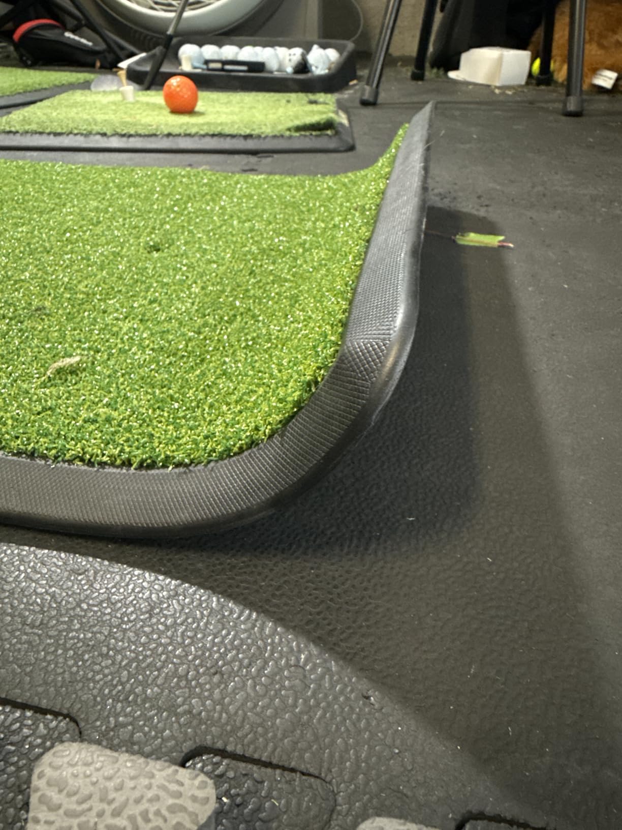 CHAMPKEY Premium Synthetic Turf Golf Hitting Mat | Heavy Duty Rubber Base Golf Practice Mat | Come with 1 Rubber Tee and 9 Plastic Tees customer photo 1