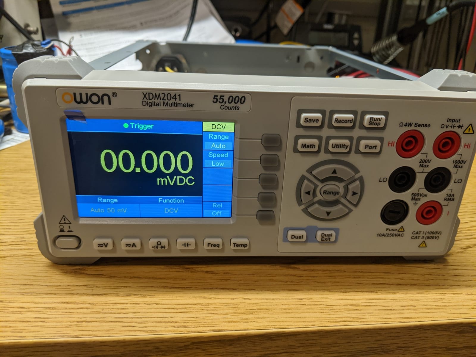 True RMS Bench Multimeter, 55000 Counts 3.7in Ac Dc customer photo 2