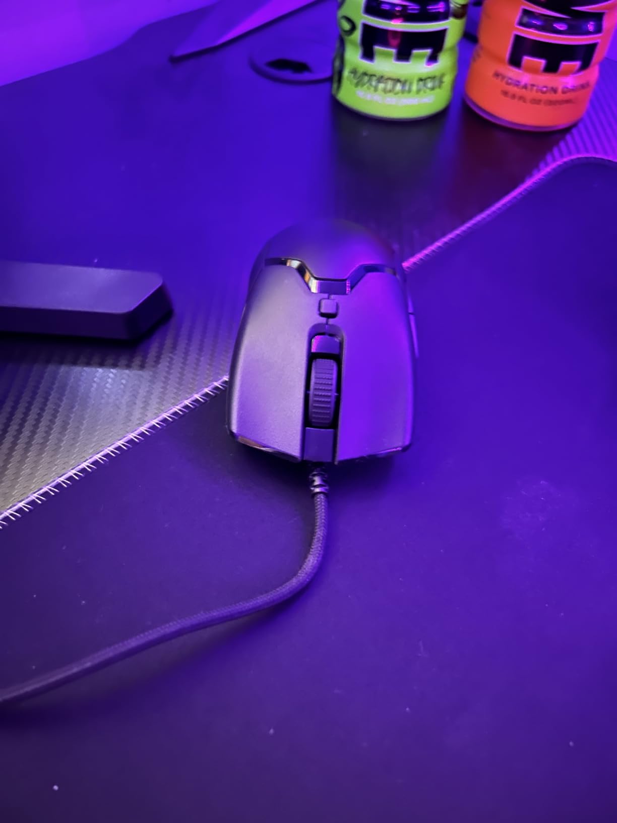 Razer Viper Mini - Wired Gaming Mouse for PC/Mac (Ultralight 61g, Ambidextrous, Speedflex Cable, 8500 DPI Optical Sensor, Chroma RGB Illumination) Black customer photo 1