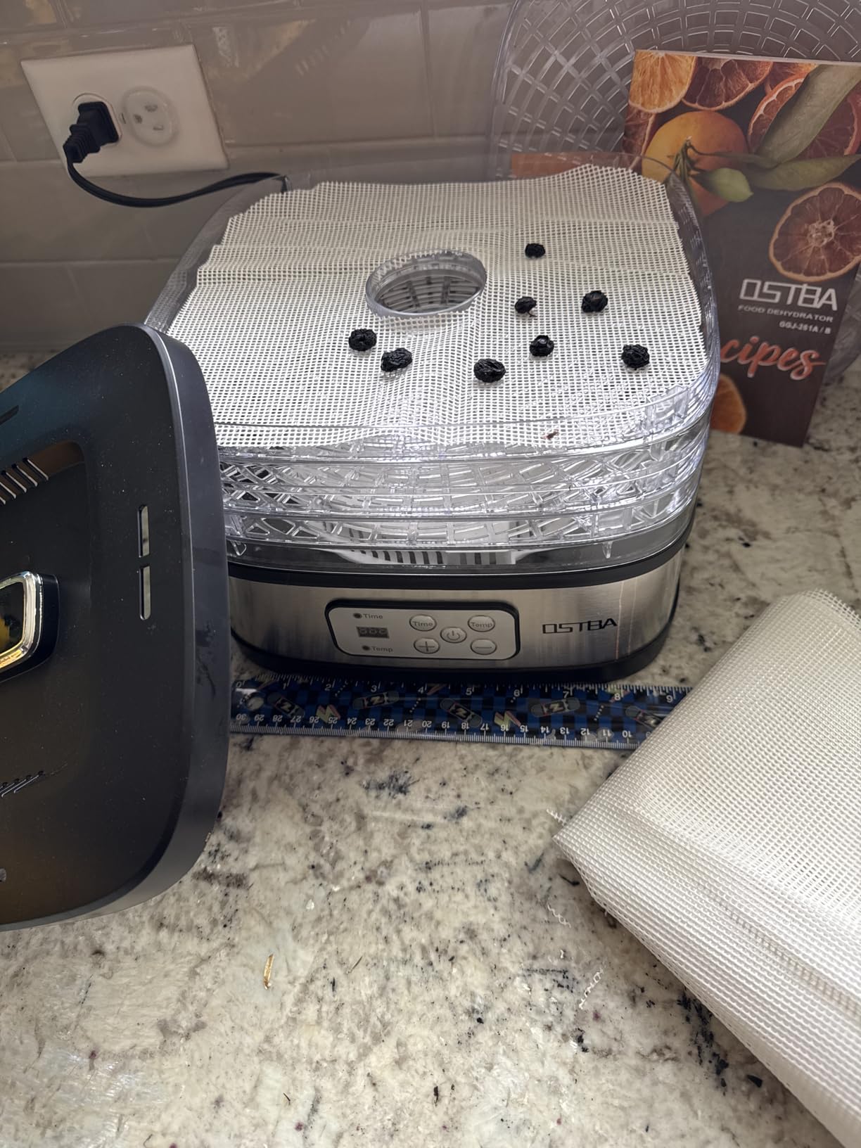 OSTBA Food Dehydrator, 5 Trays, 240W Dryer for Jerky, Fruit & Snacks customer photo 1