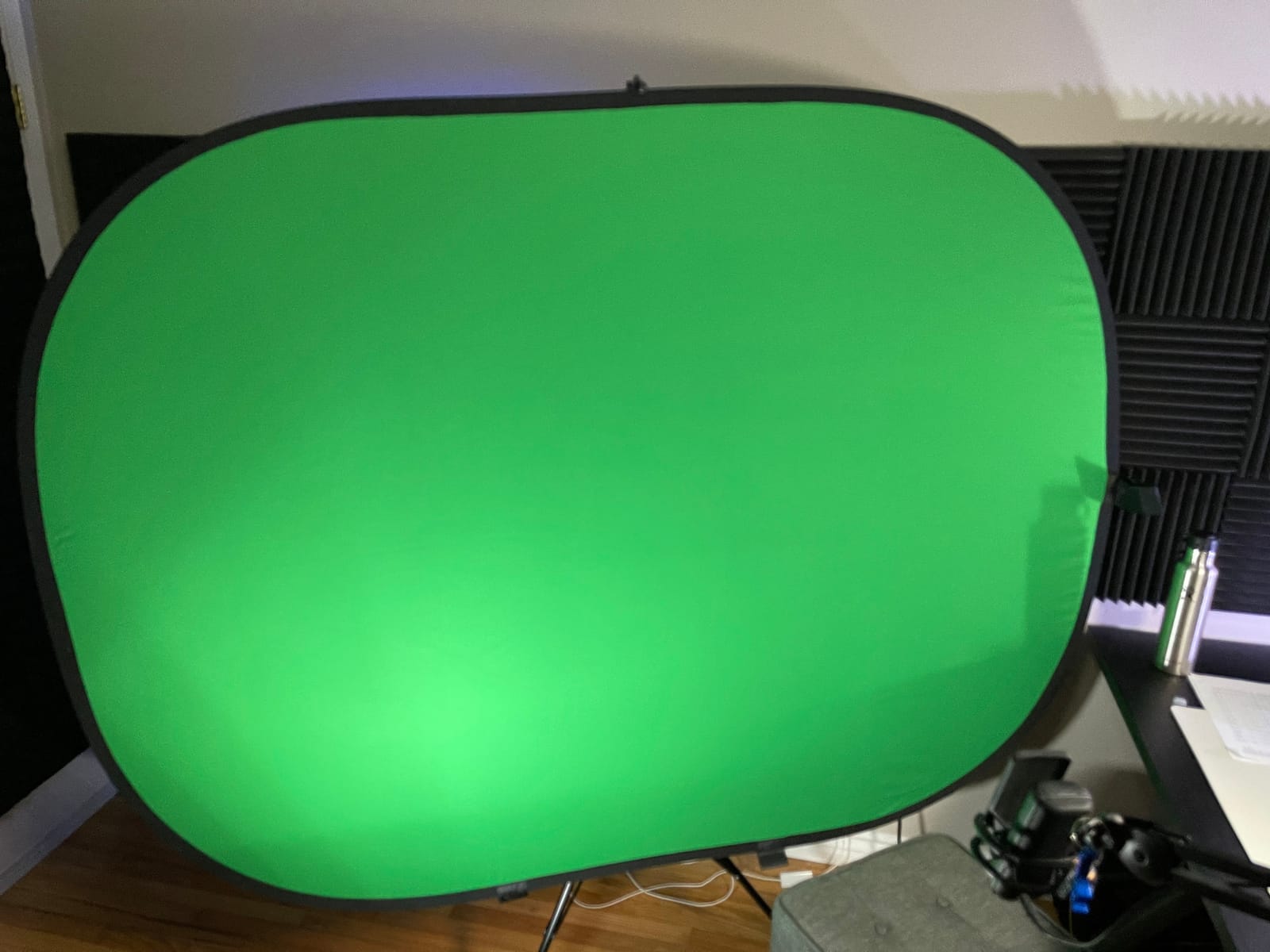 NEEWER 5x7ft/1.5x2m Chromakey Foldable Backdrop with Stand 8.5ft/2.6m customer photo 1