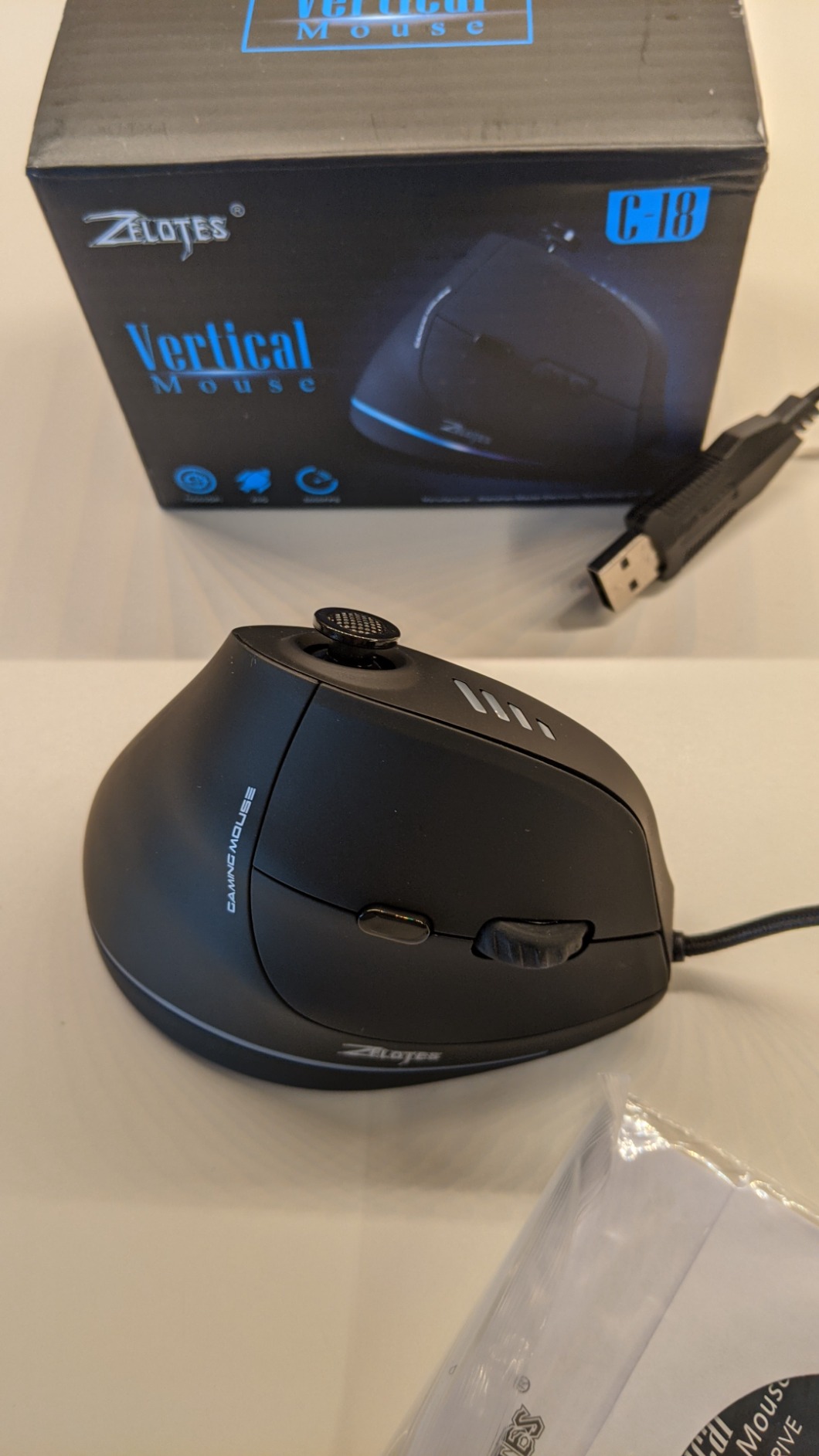 zelotes Wired Gaming Mouse with Joystick,10000DPI,11 Programmable Buttons,RGB,USB Optical Corded Vertical Ergonomic Mouse,Mice for Laptop,PC,Mac,Black customer photo 1