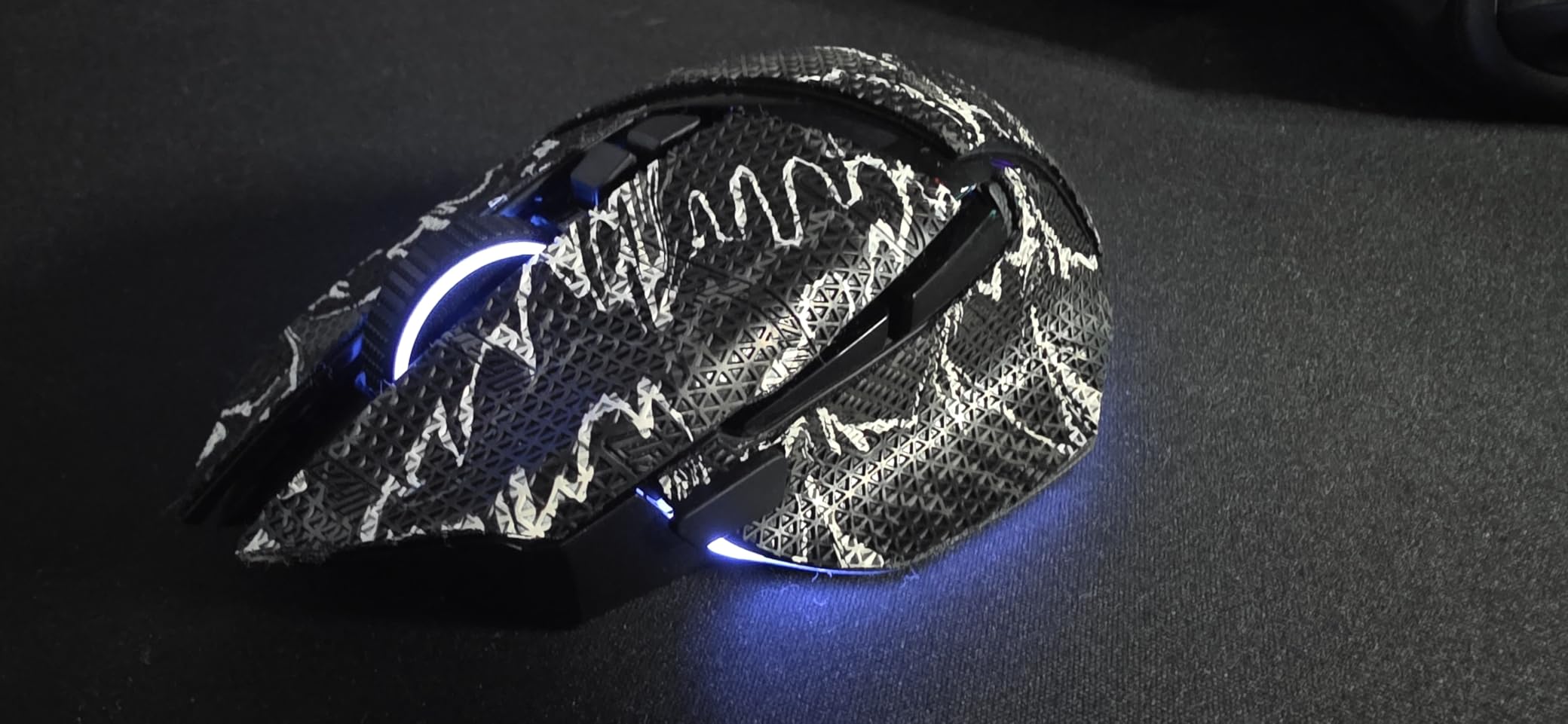 Lizard Skins DSP Computer Mouse Grip for PC Gaming – Compatible Gaming Mouse Grip for PC 0.5mm Thickness – Cut to Fit - Easy to Install – 10 Colors (Polar Blue) customer photo 1