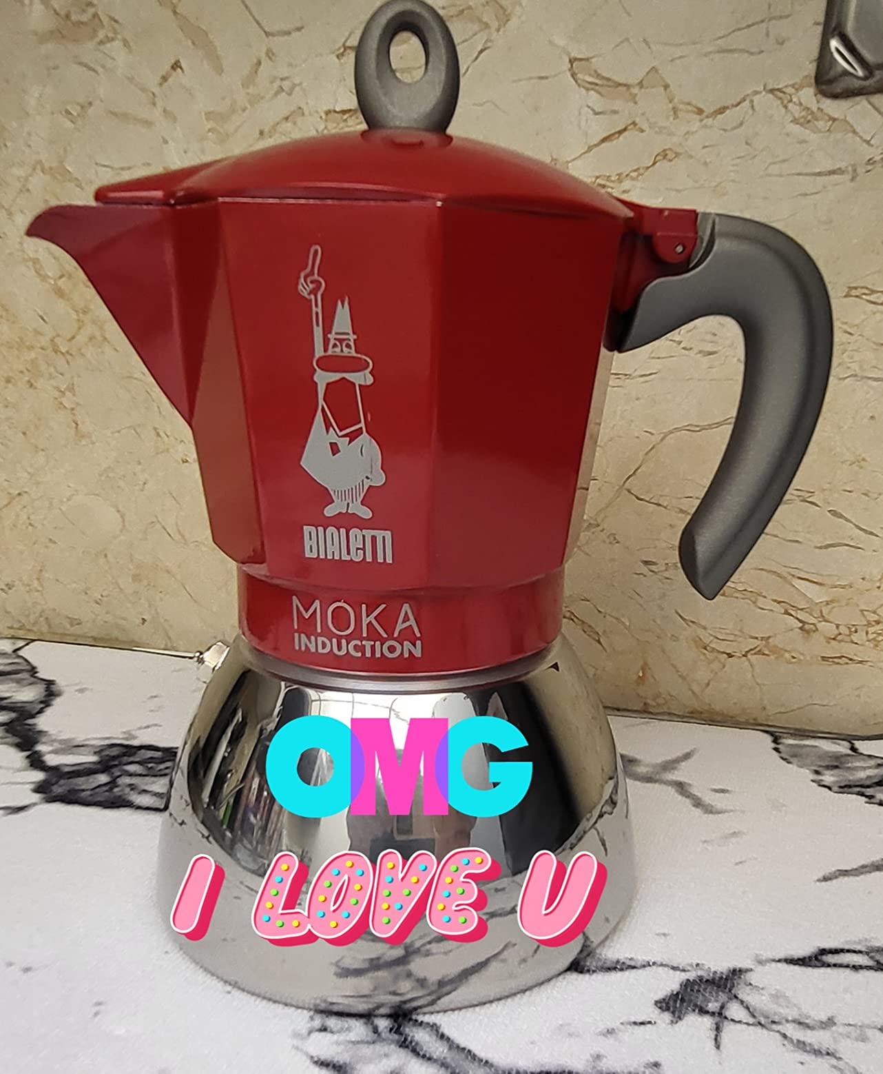 Bialetti - Moka Induction, Moka Pot, Suitable for all Types of Hobs, 6 Cups Espresso (9.4 Oz), Red customer photo 2