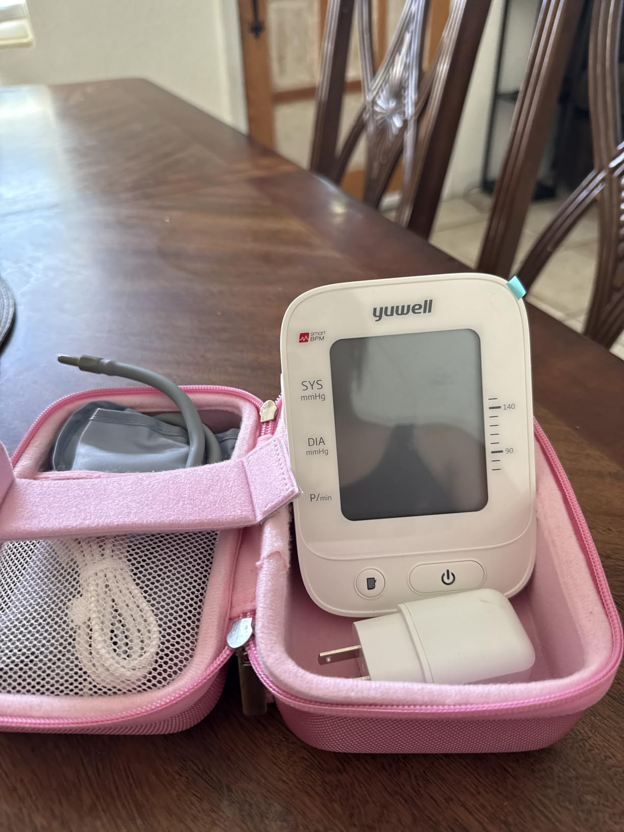 yuwell Blood Pressure Monitor, Large Upper Arm Blood Pressure Cuff, Digital Blood Pressure Machine for Home Use, Large Display, Stores 99 Readings, Voice Broadcasting with Power Adapter and Batteries customer photo 1