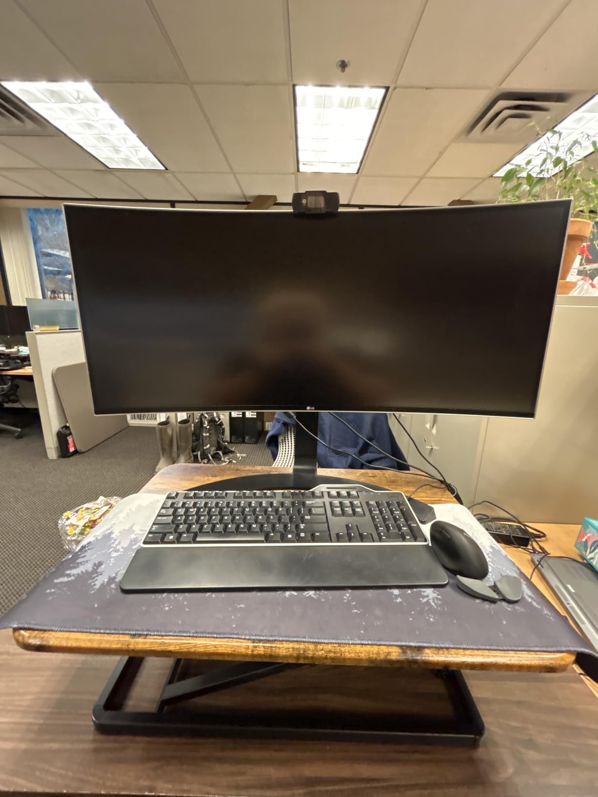 VIVO Ultra-Slim Single Top Height Adjustable Standing Desk Riser, Compact Sit Stand Desktop Converter for Monitor or Laptop, Black, DESK-V001J customer photo 2
