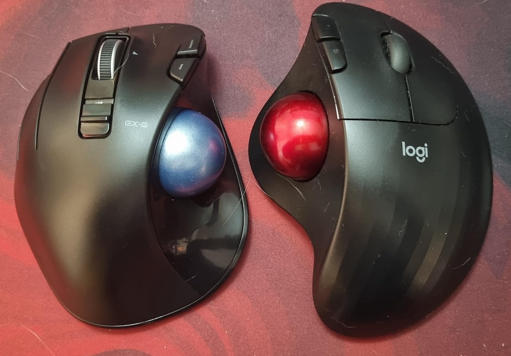 ELECOM EX-G Left Handed Trackball Mouse, 2.4 GHz USB Wireless, Ergonomic, Thumb Control, Tracking Roller Ball, 6 Programmable Buttons, Tilt Scroll customer photo 2