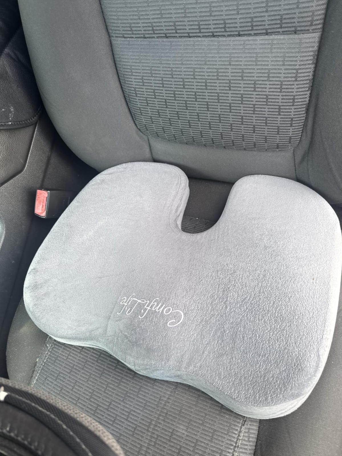 ComfiLife Doctor Recommended Seat Cushion - Premium Gel & Memory Foam Office Chair, Car Seat, Lifting Cushion - Chair Cushions for Back & Sciatica Relief - Seat Cushions for Office & Desk (Black) customer photo 2