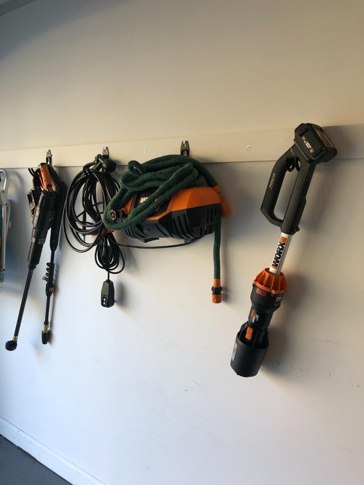 WORX Cordless Leaf Blower, 20V Electric Blower for Leaf Removal, WG543 customer photo 1